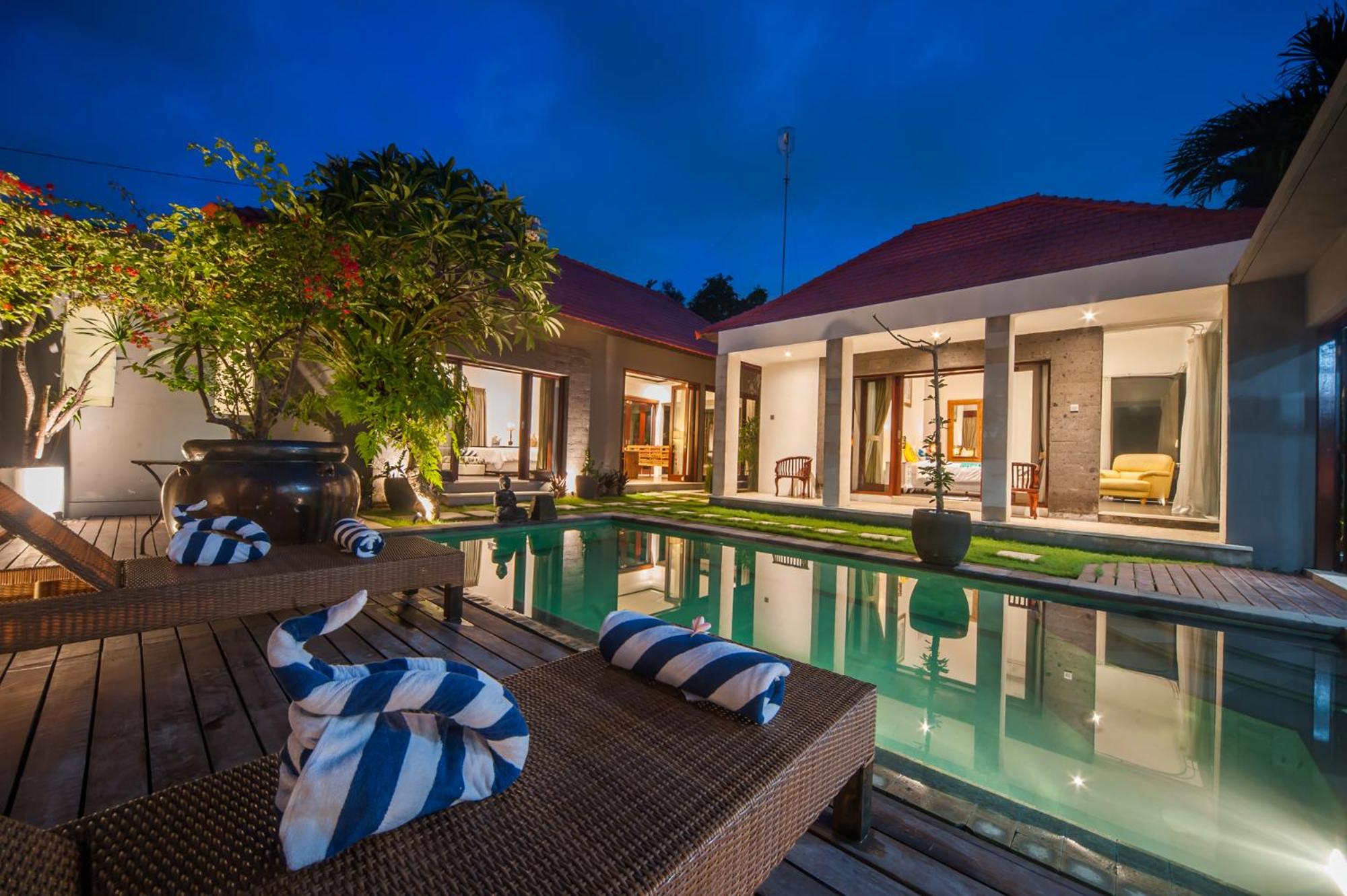 Three-Bedroom Villa - Photo 20