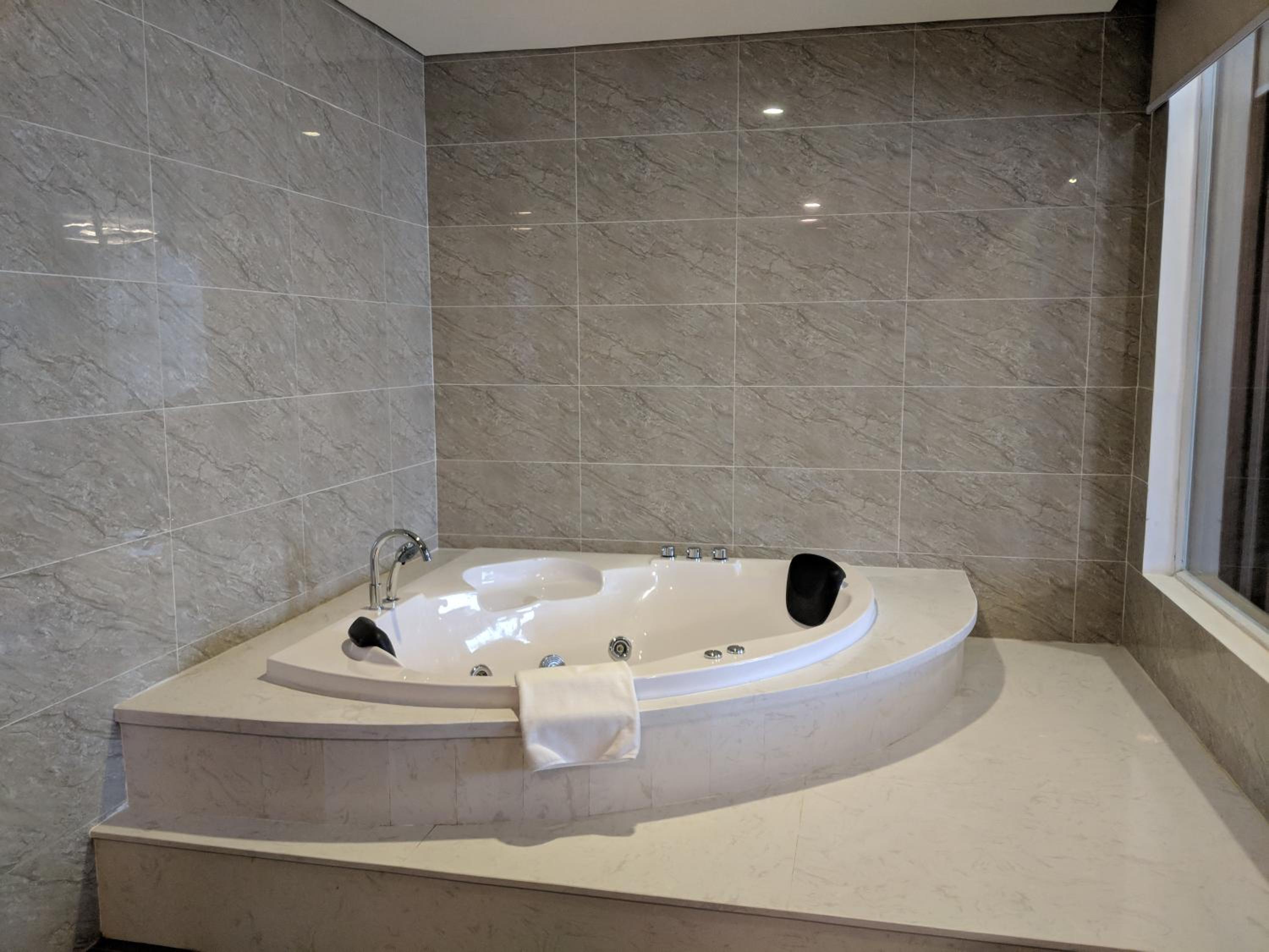 Royal Suite - Photo 4