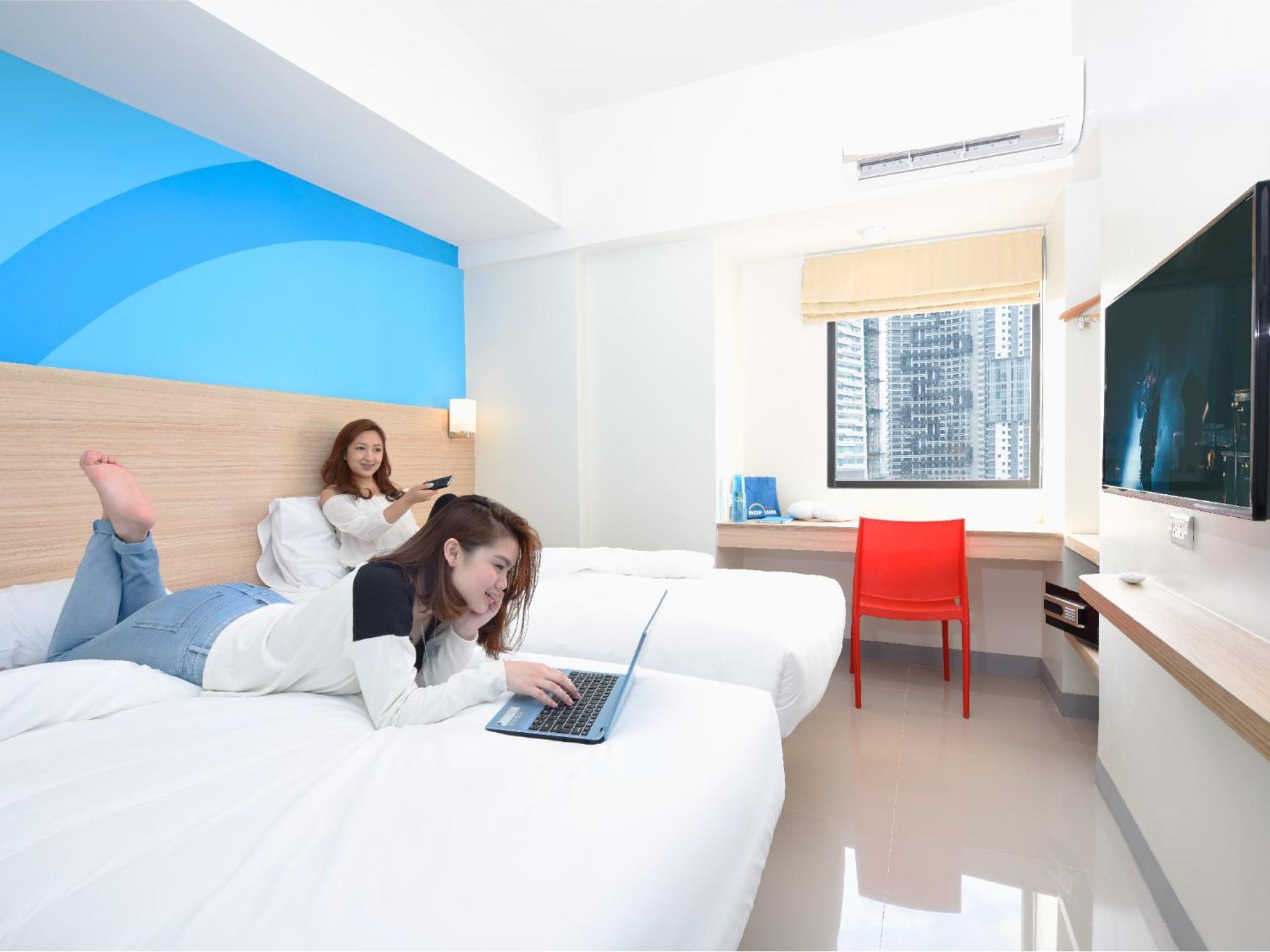 Standard Twin Room - Photo 12