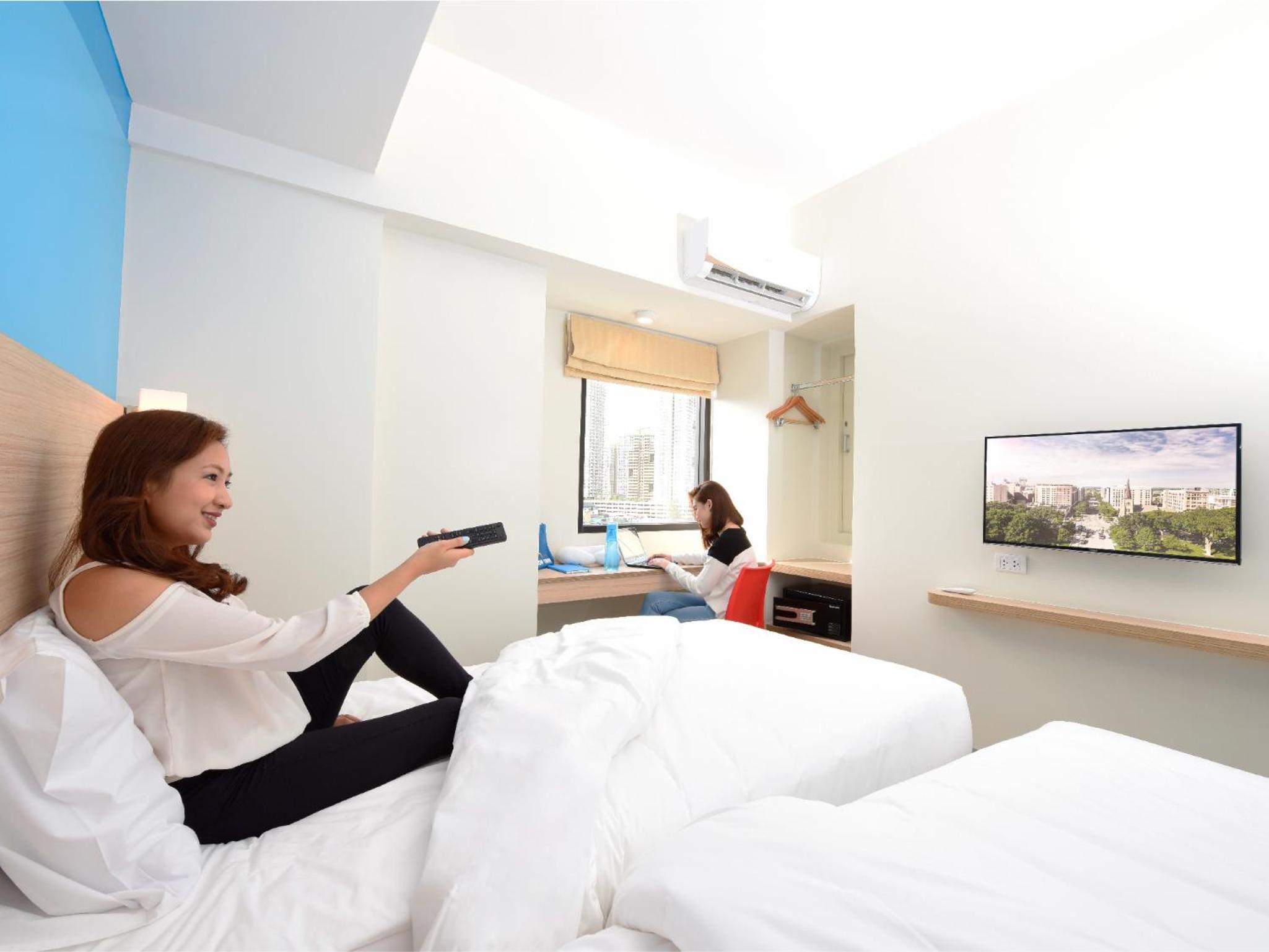 Standard Twin Room - Photo 8