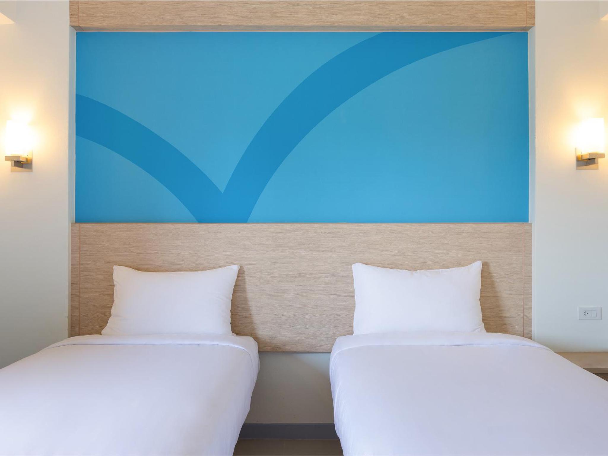Standard Twin Room - Photo 1