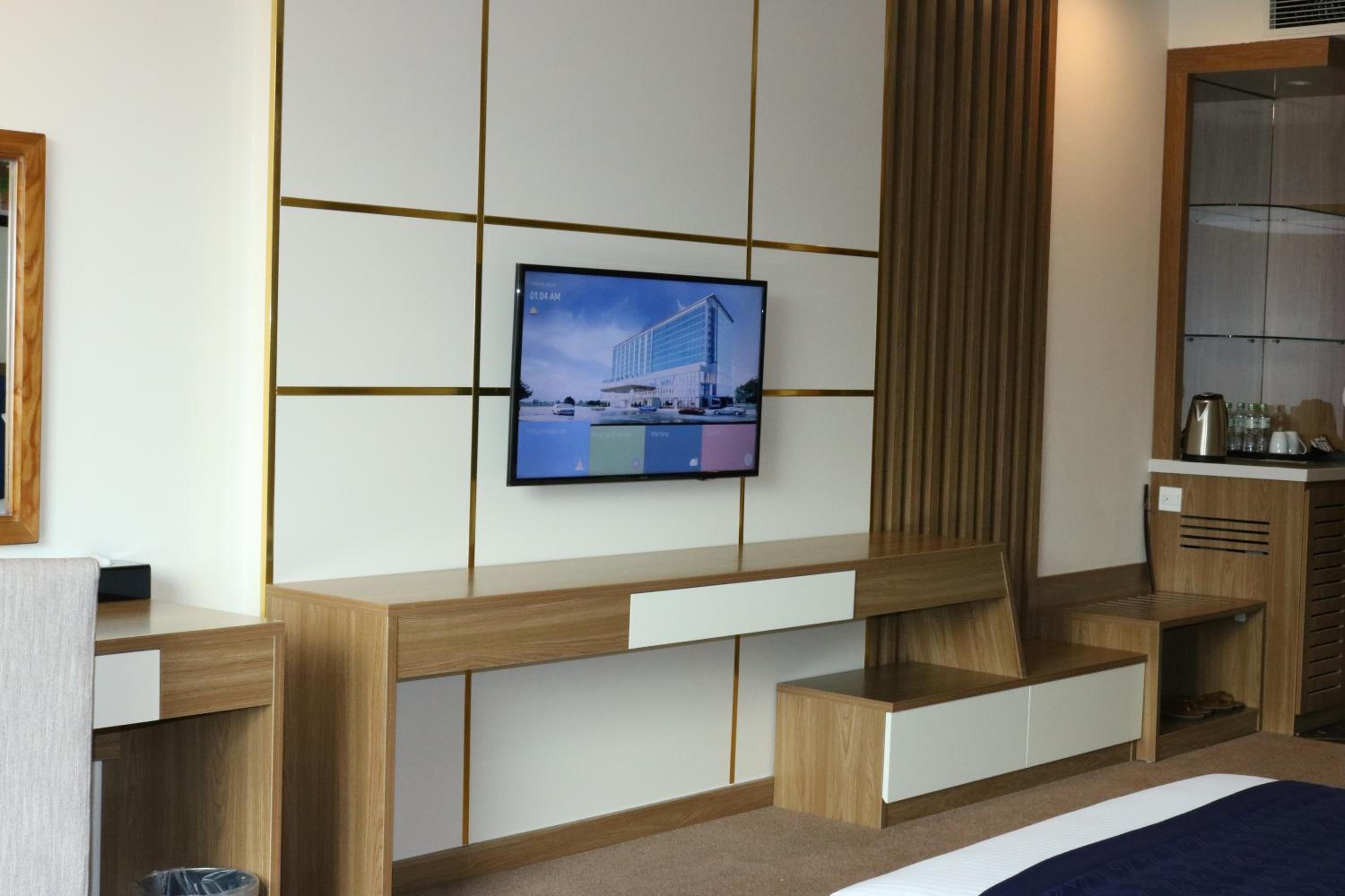 Deluxe Twin Room - Photo 2