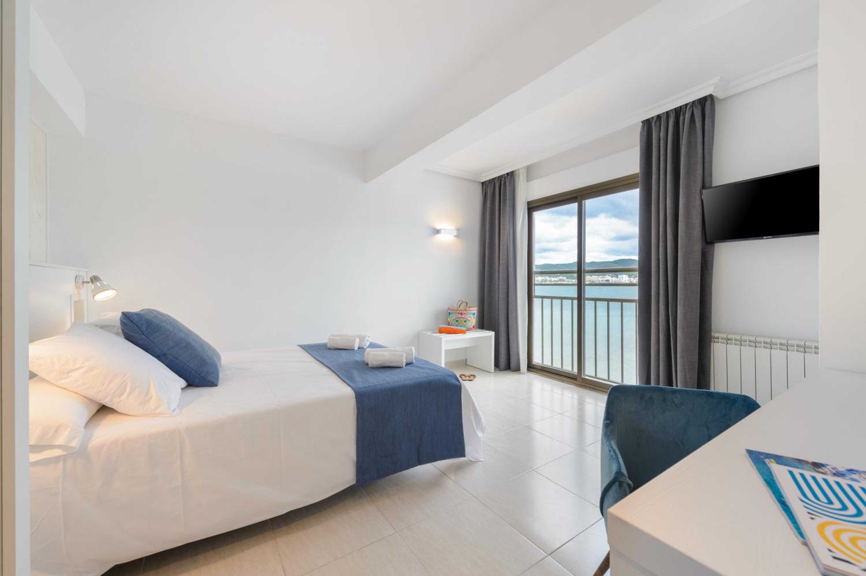Suite with Sea View photo 3