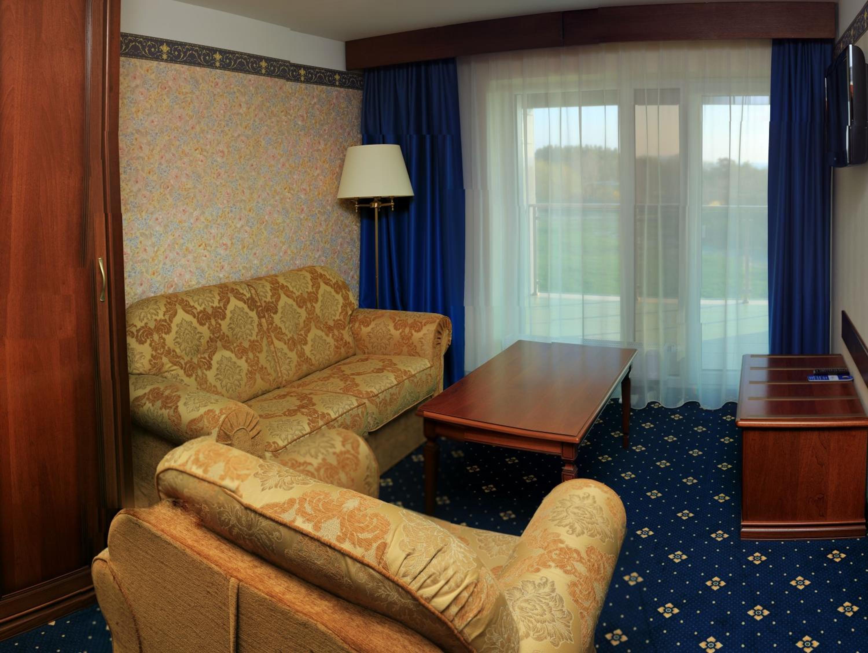 Deluxe Suite With Sea View And New Year'S Package
