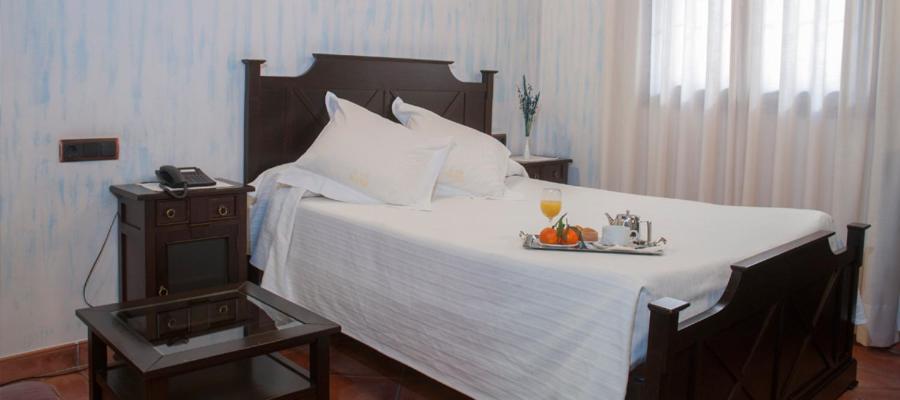 Suite Deluxe con Bañera de Hidromasaje