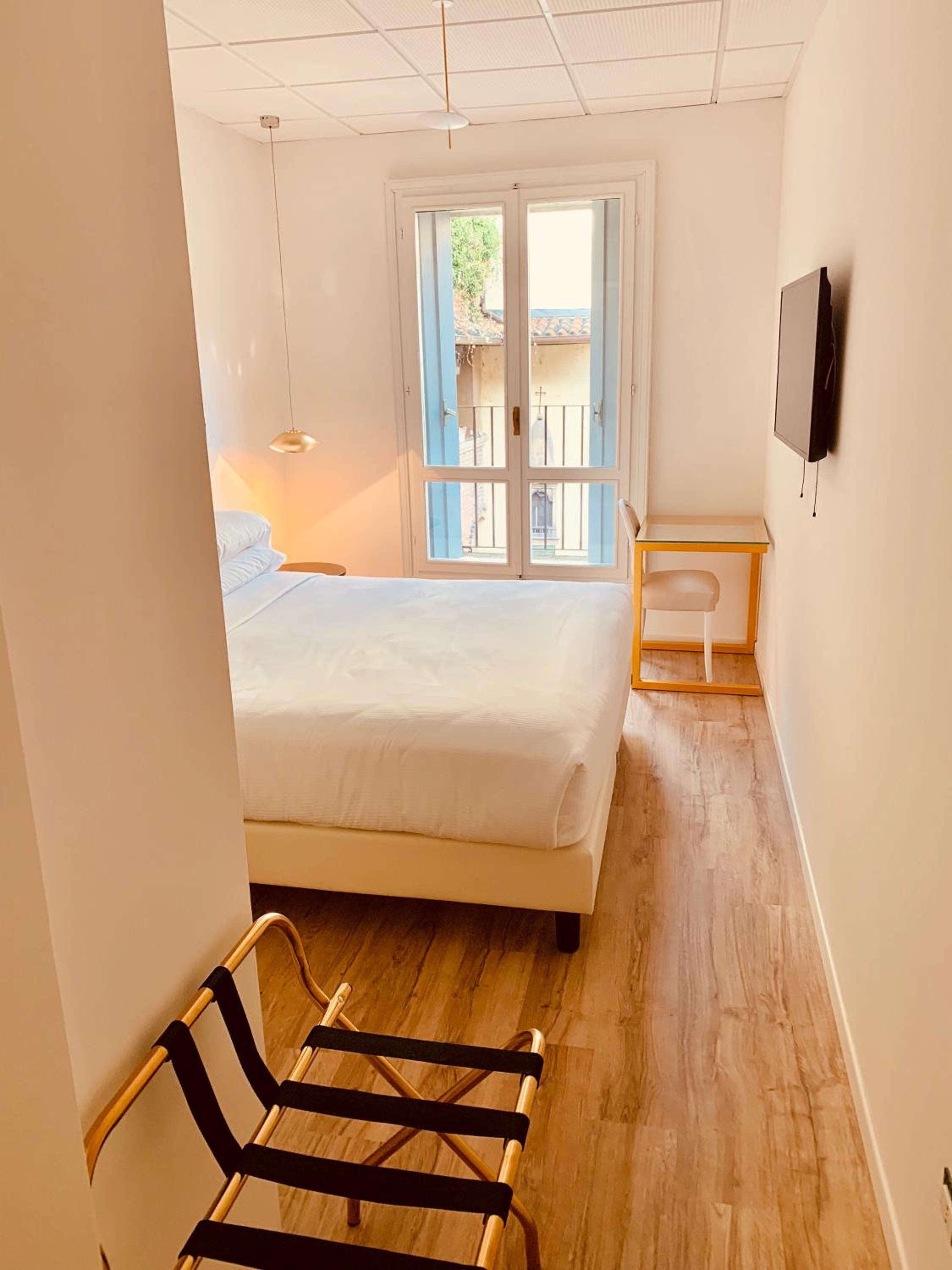 Double Room with Balcony and Spa Access - Photo 9