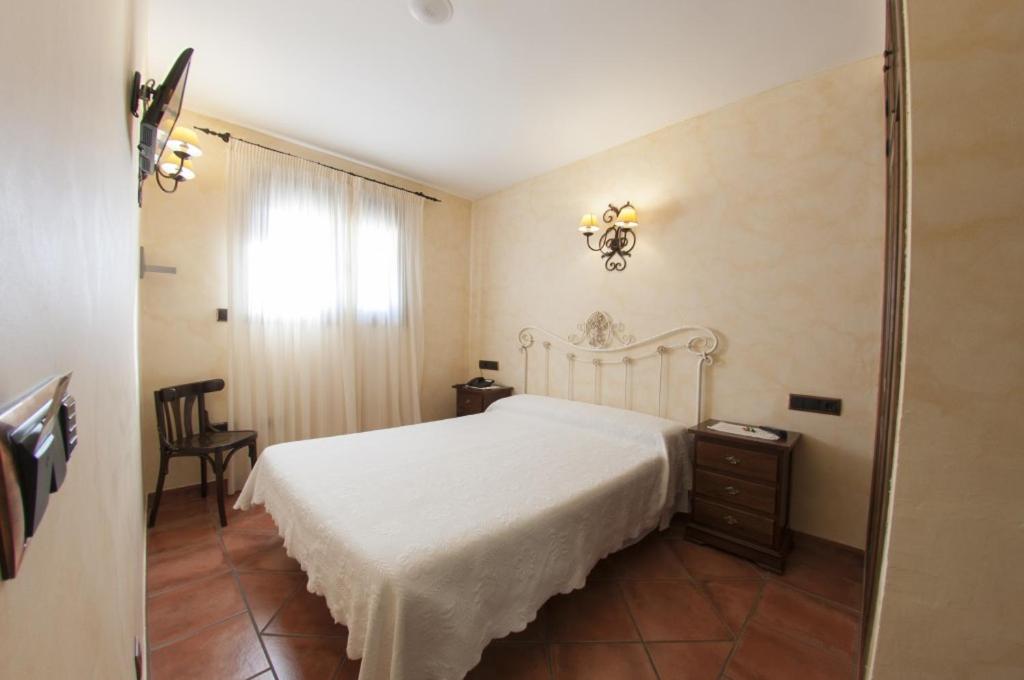 Double Room - Photo 4