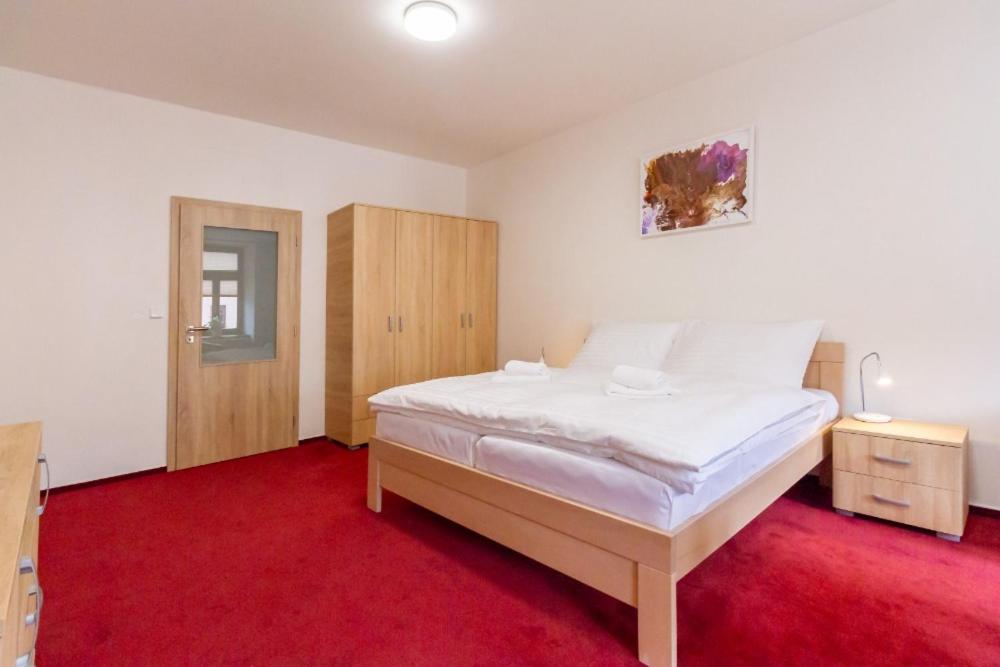 Double Room - Photo 5