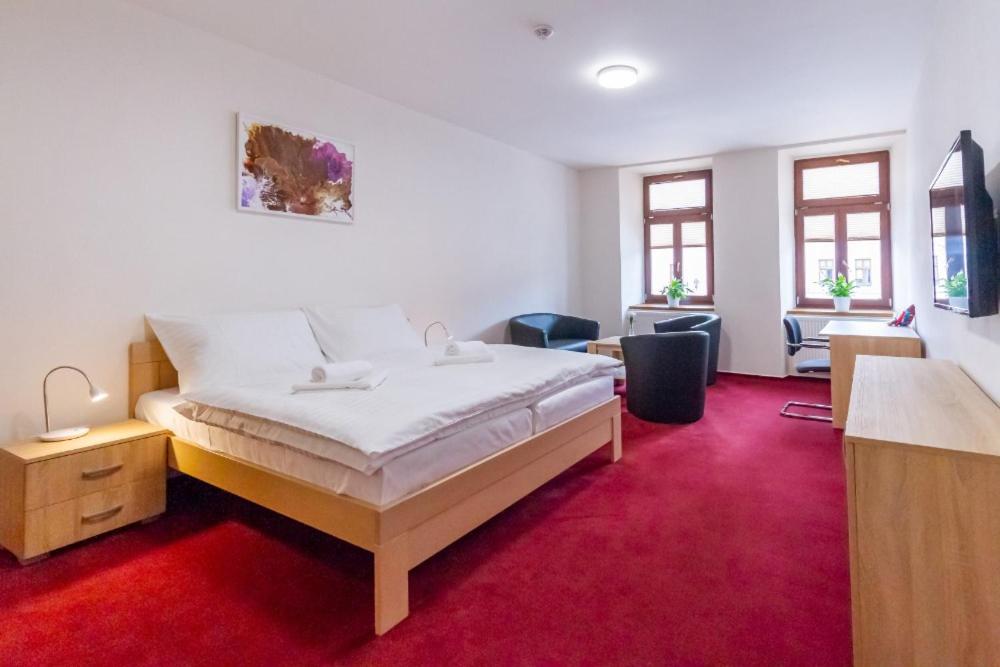 Double Room - Photo 1