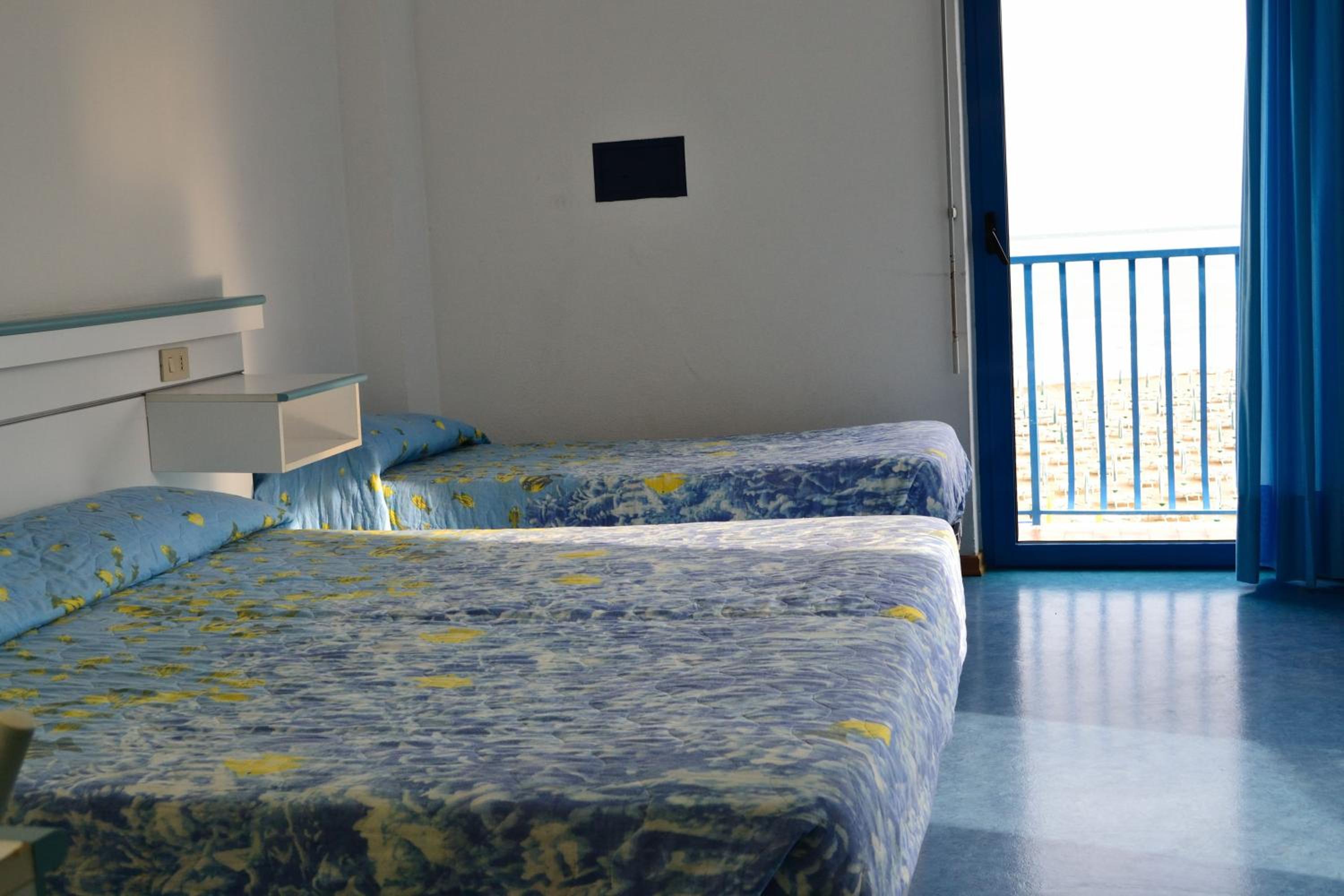 Triple Room with Balcony photo 1