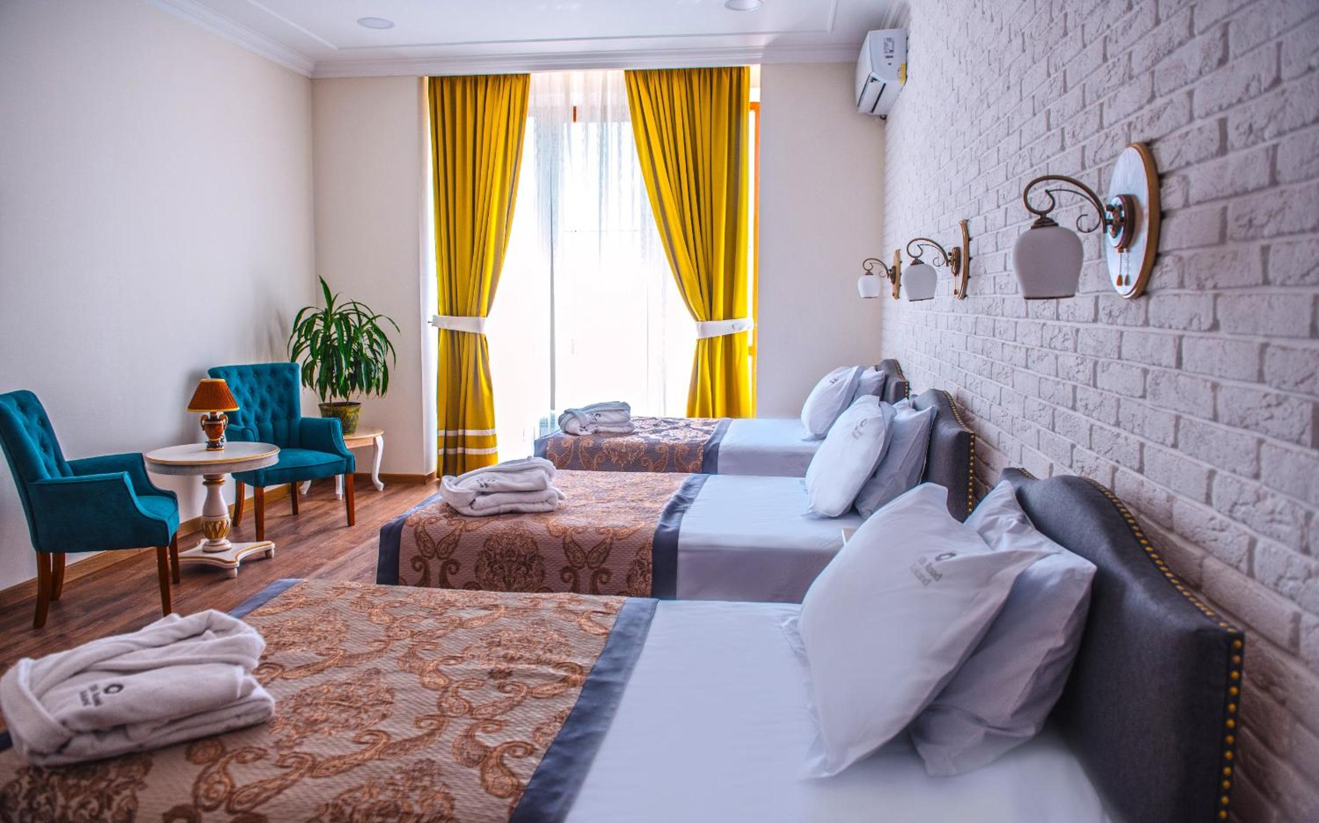 Superior Triple Room photo 1