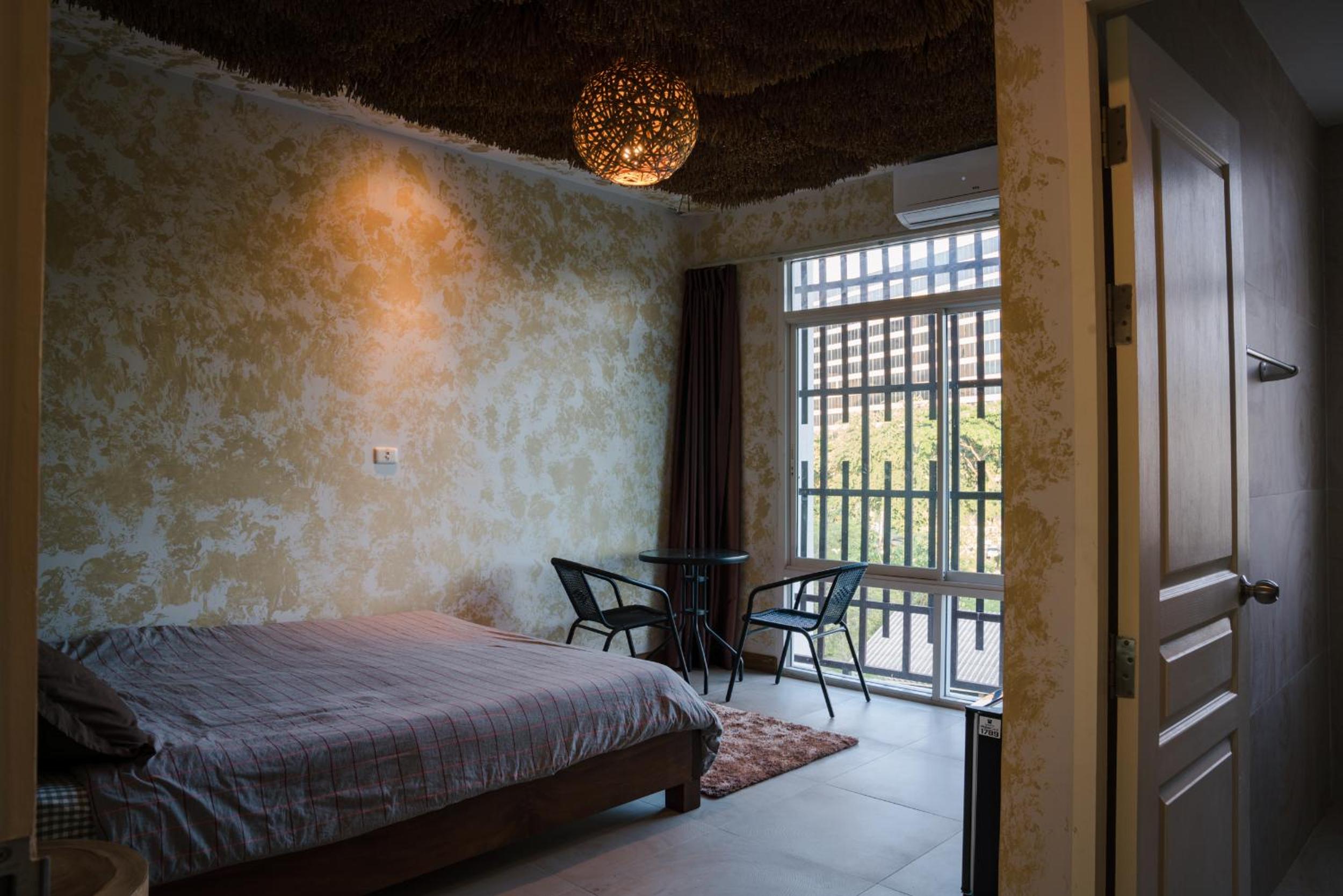 Standard Queen Room - Photo 1