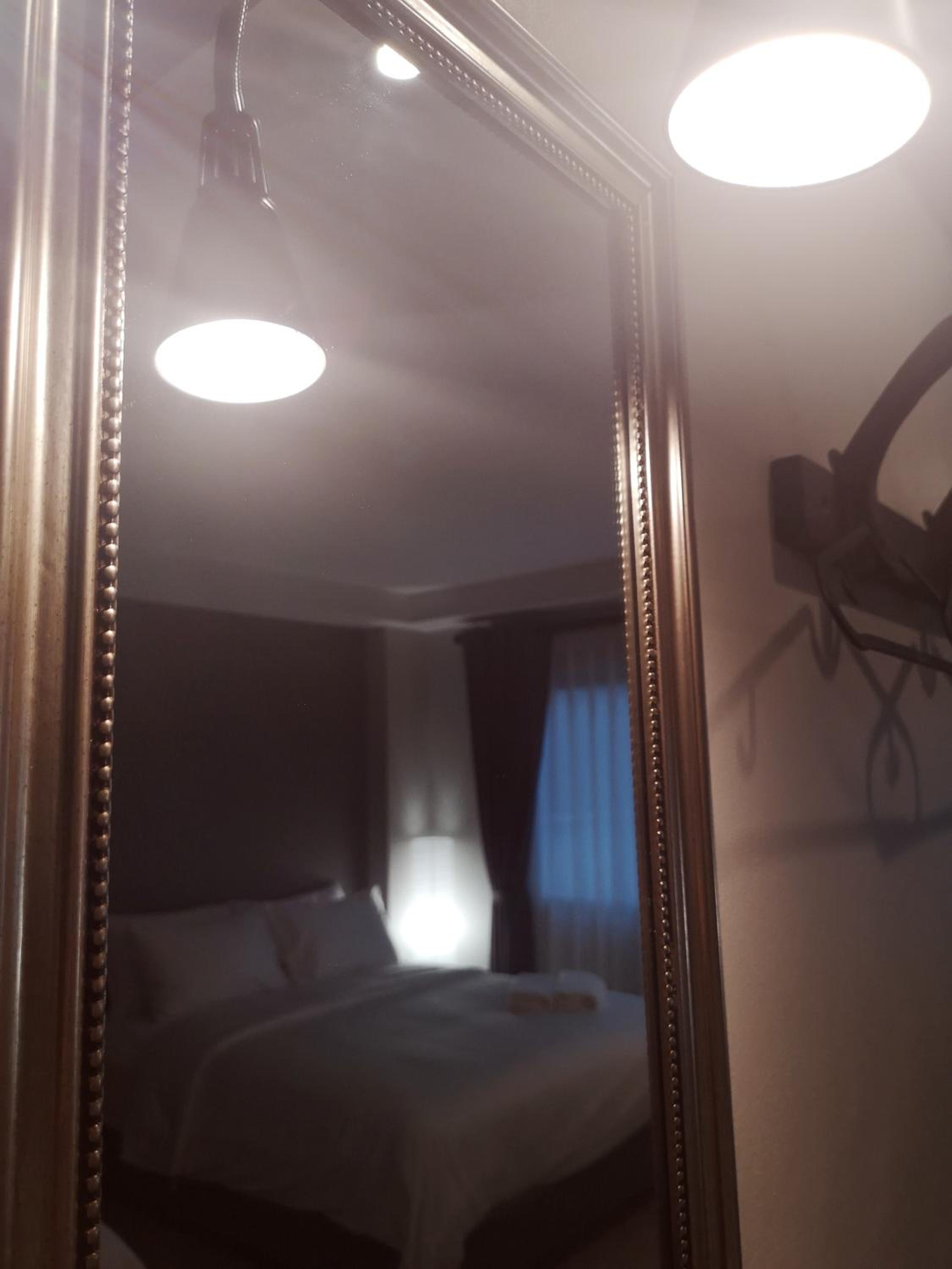 Standard King Room - Photo 4