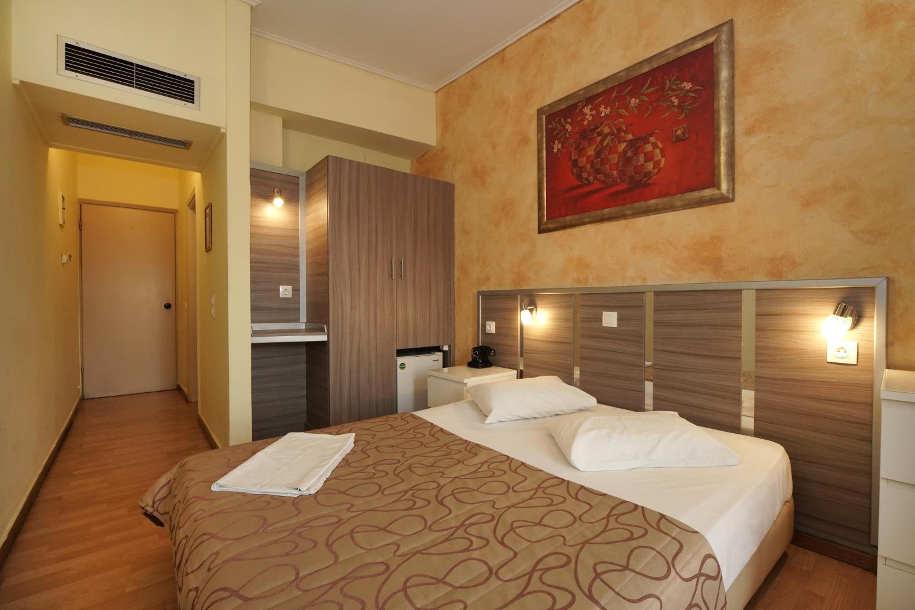 Single Room photo 2