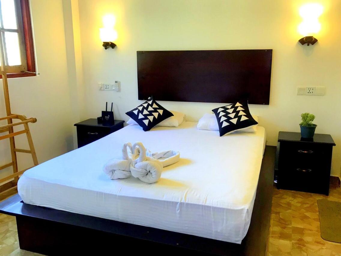 Standard King Room photo 1