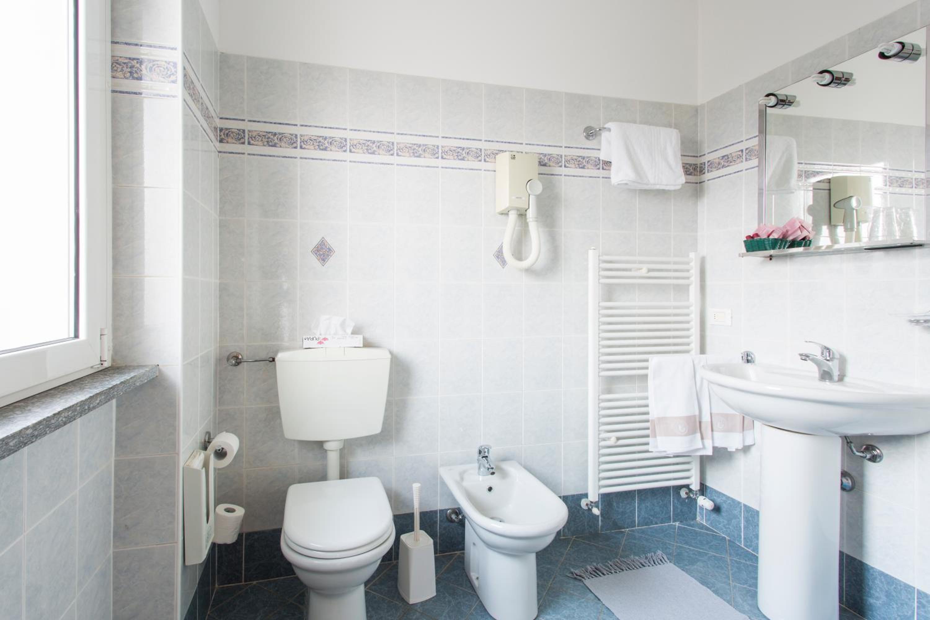 Triple Room - Photo 3