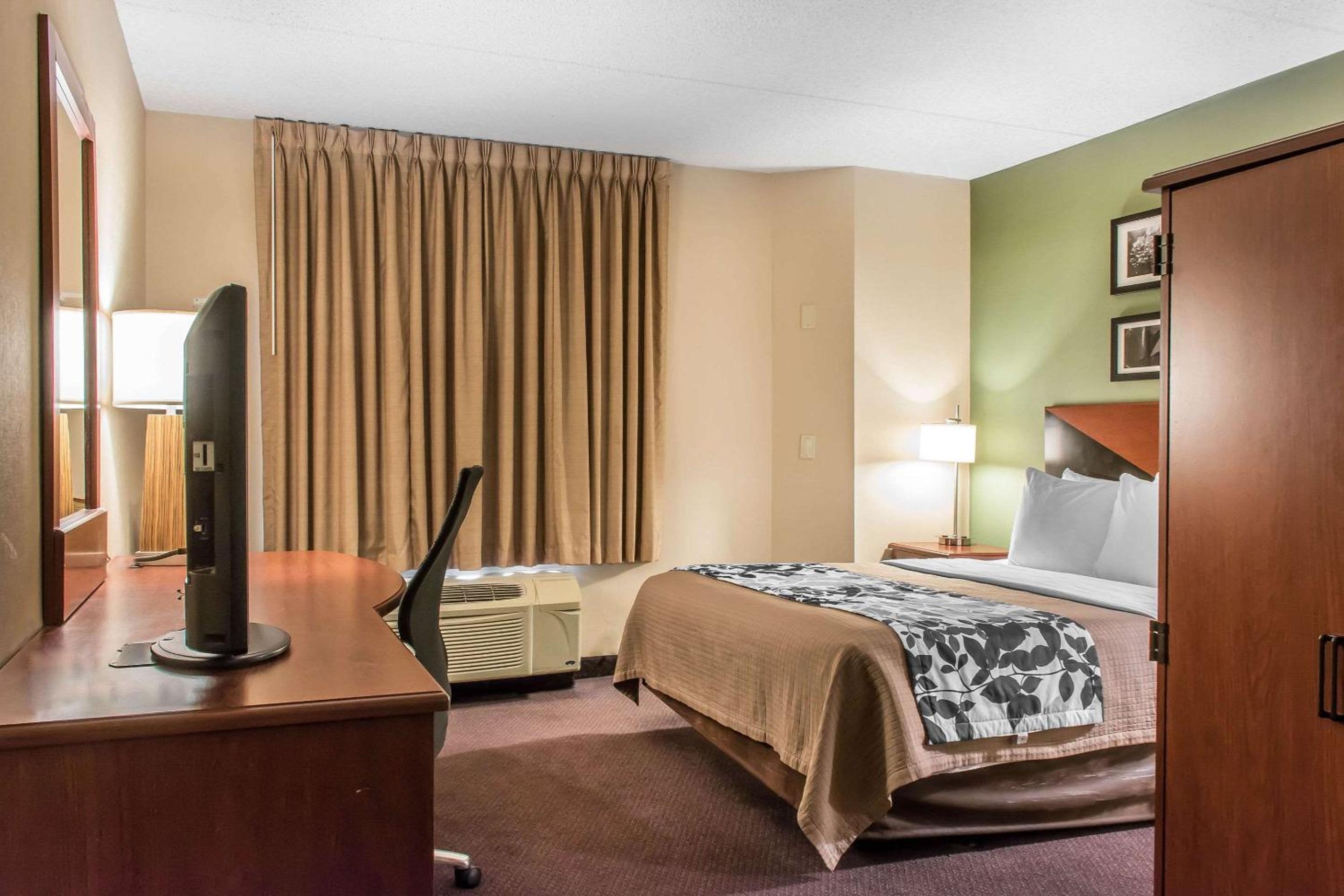 Queen Room - Disability Access/Non-Smoking - Photo 5