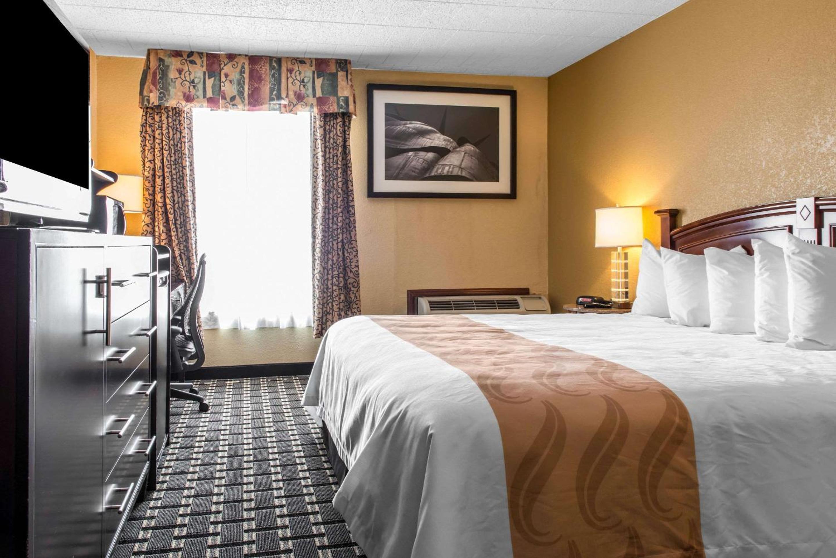 King Room - Disability Access/Non-Smoking photo 1