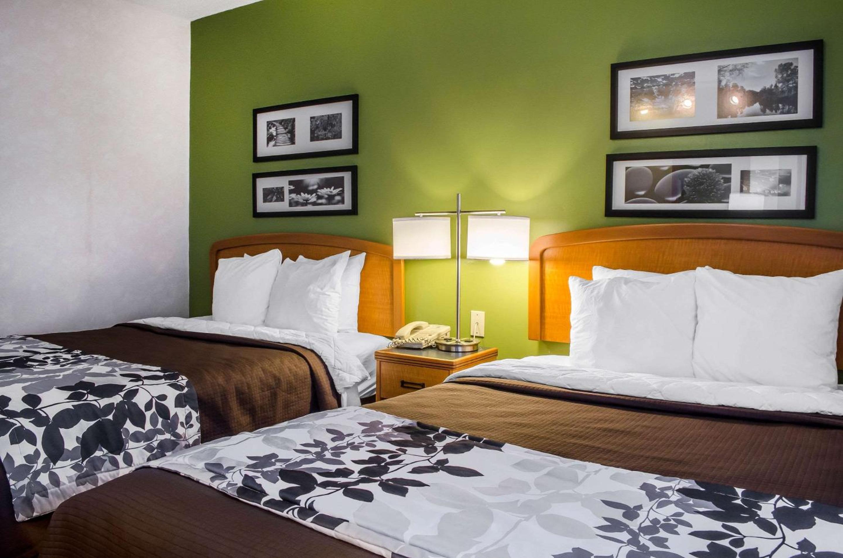 Double Room with Two Double Beds - Non-Smoking - Photo 5
