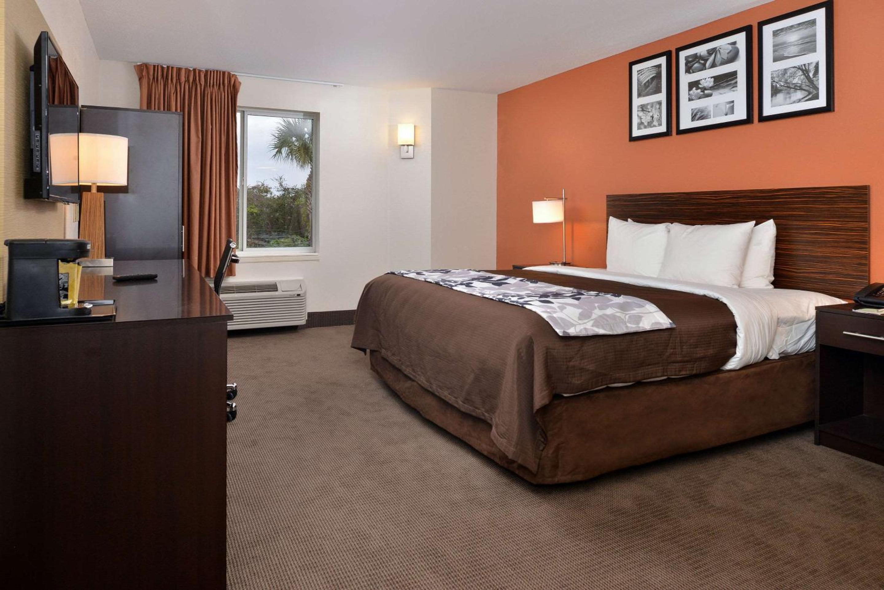 Queen Room - Disability Access/Non-Smoking - Photo 1
