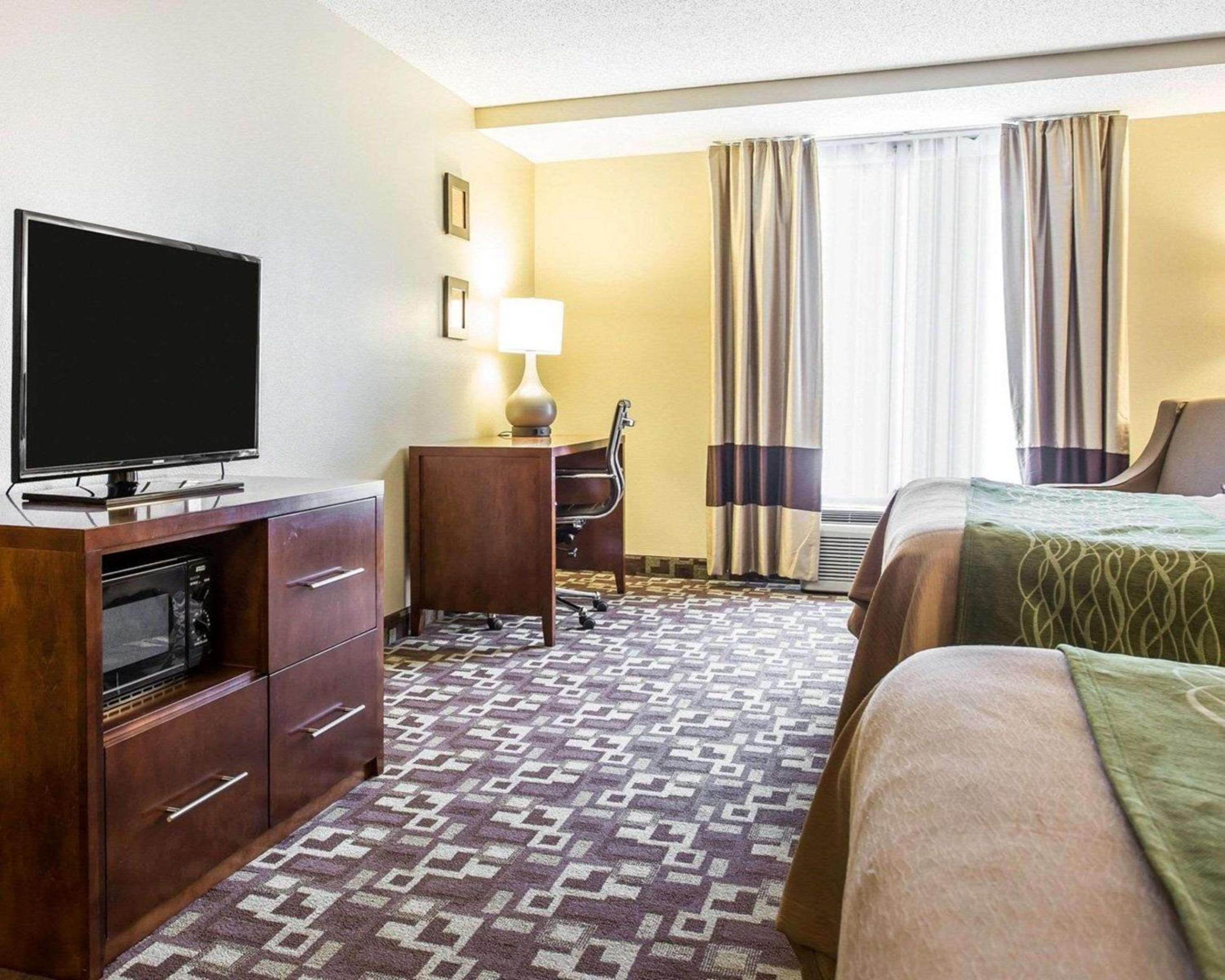 Queen Room with Two Queen Beds - Disability Access/Non-Smoking - Photo 1