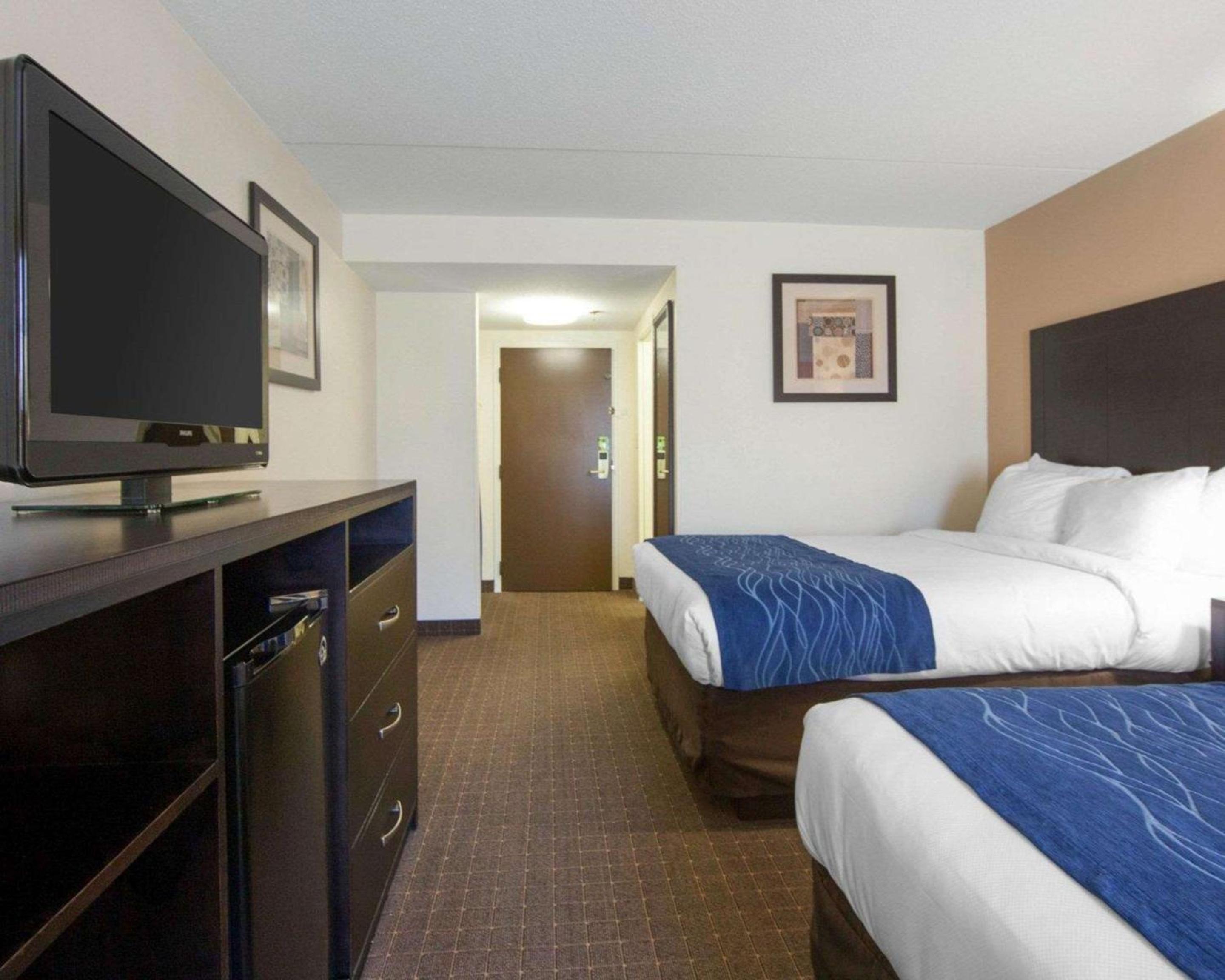Double Room with Two Double Beds - Non-Smoking - Photo 4