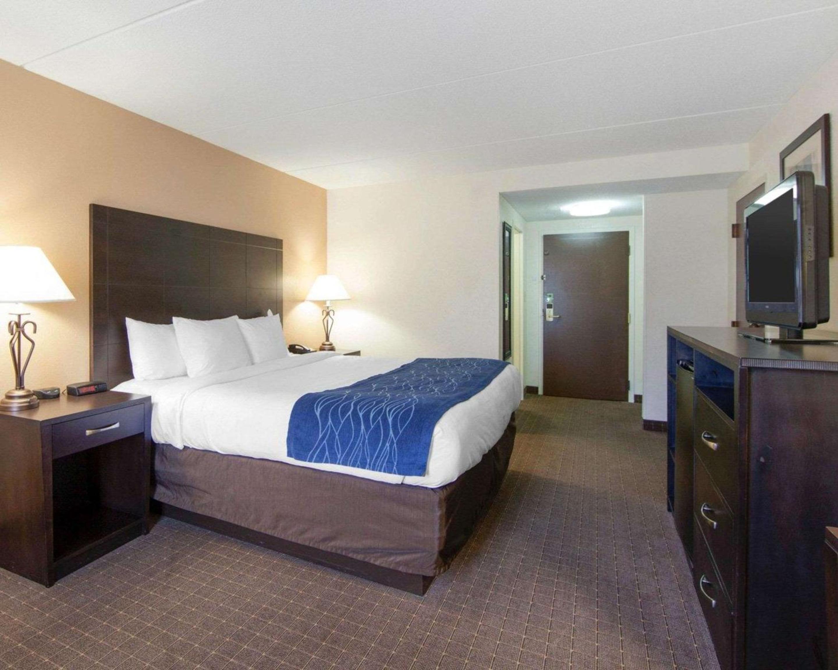 King Room - Disability Access/Non-Smoking - Photo 4