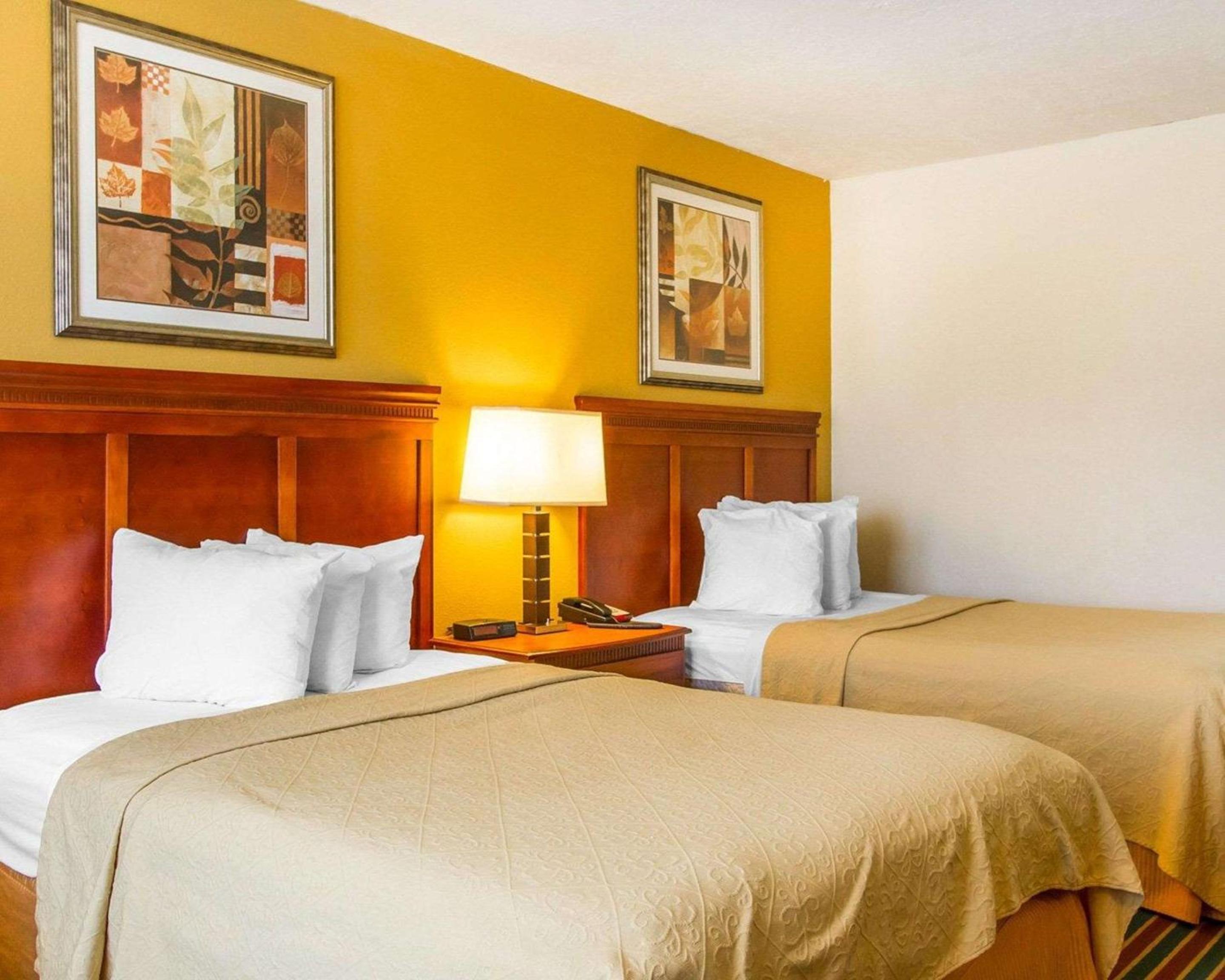 Double Room with Two Double Beds - Non-Smoking photo 1