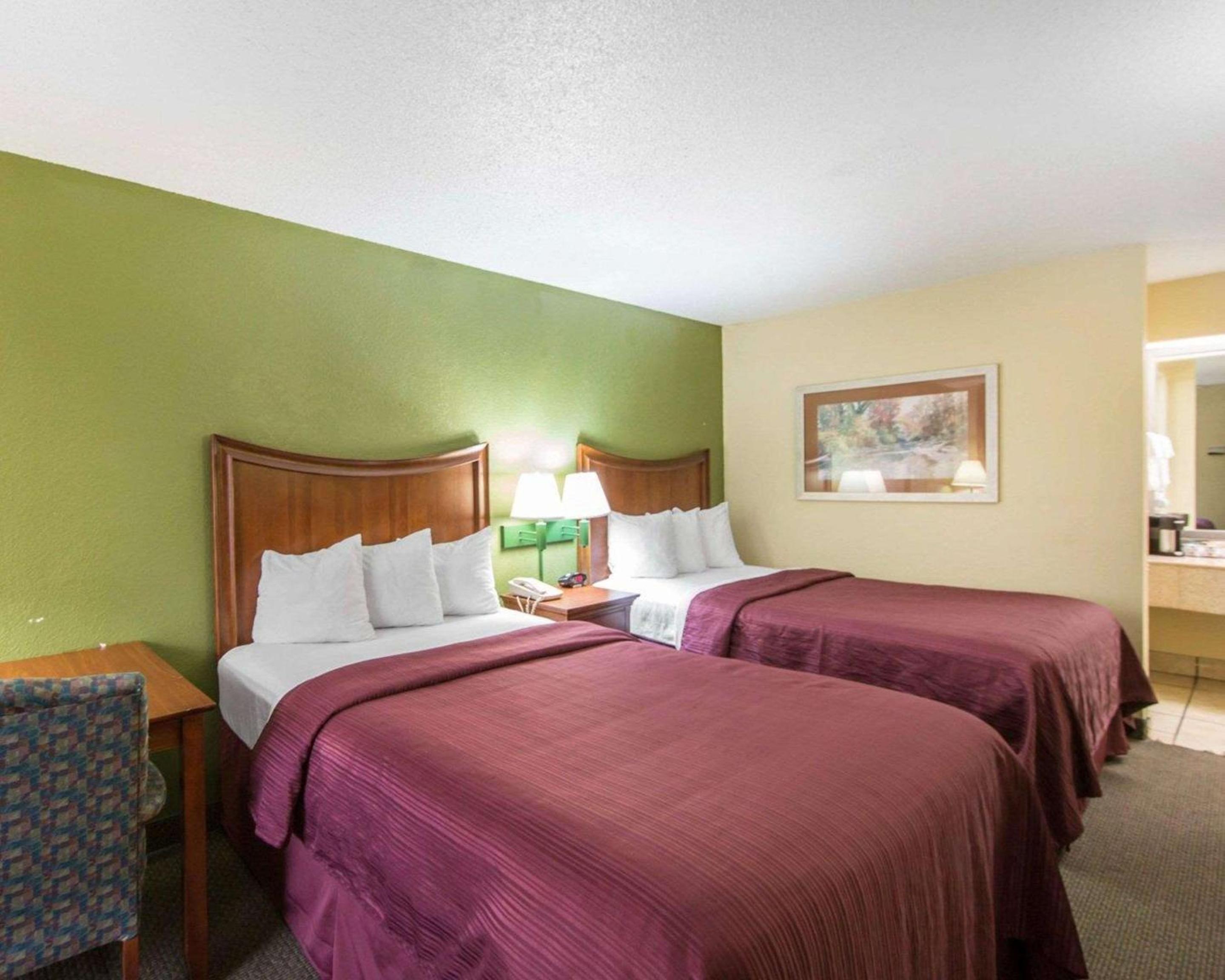 Double Room with Two Double Beds - Non-Smoking - Photo 1