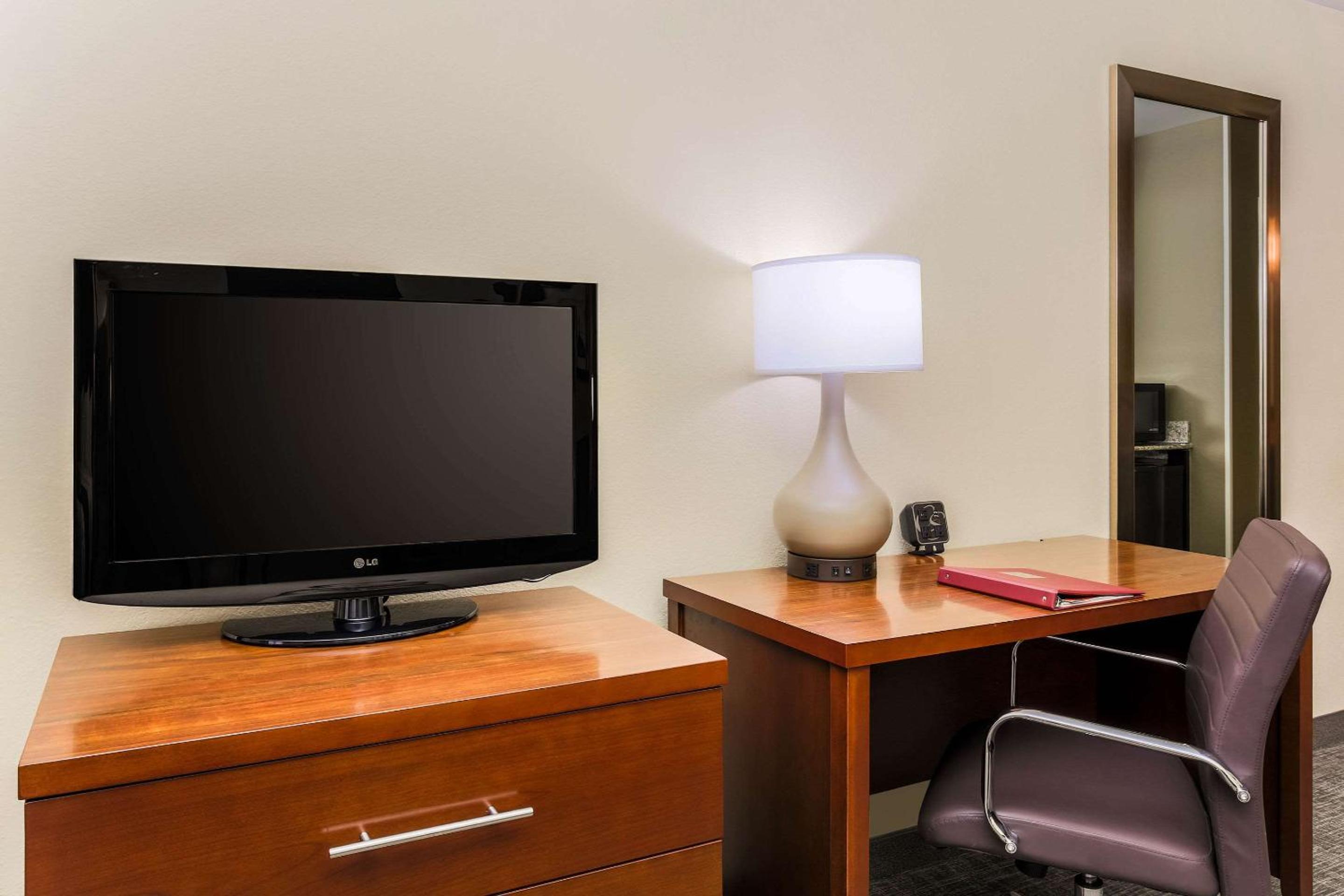 King Suite - Photo 6