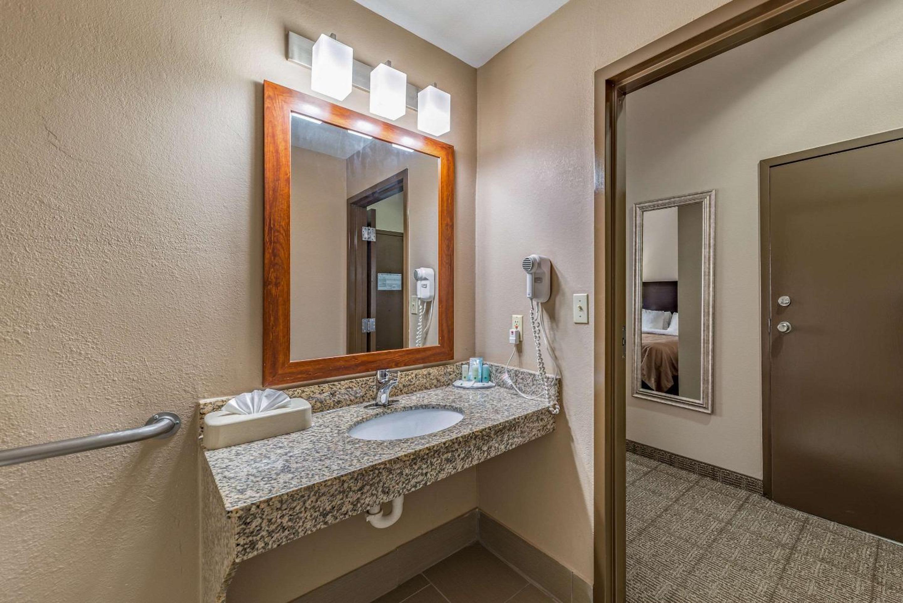 Quality Inn West Plano - Dallas, Zdjęcie 3