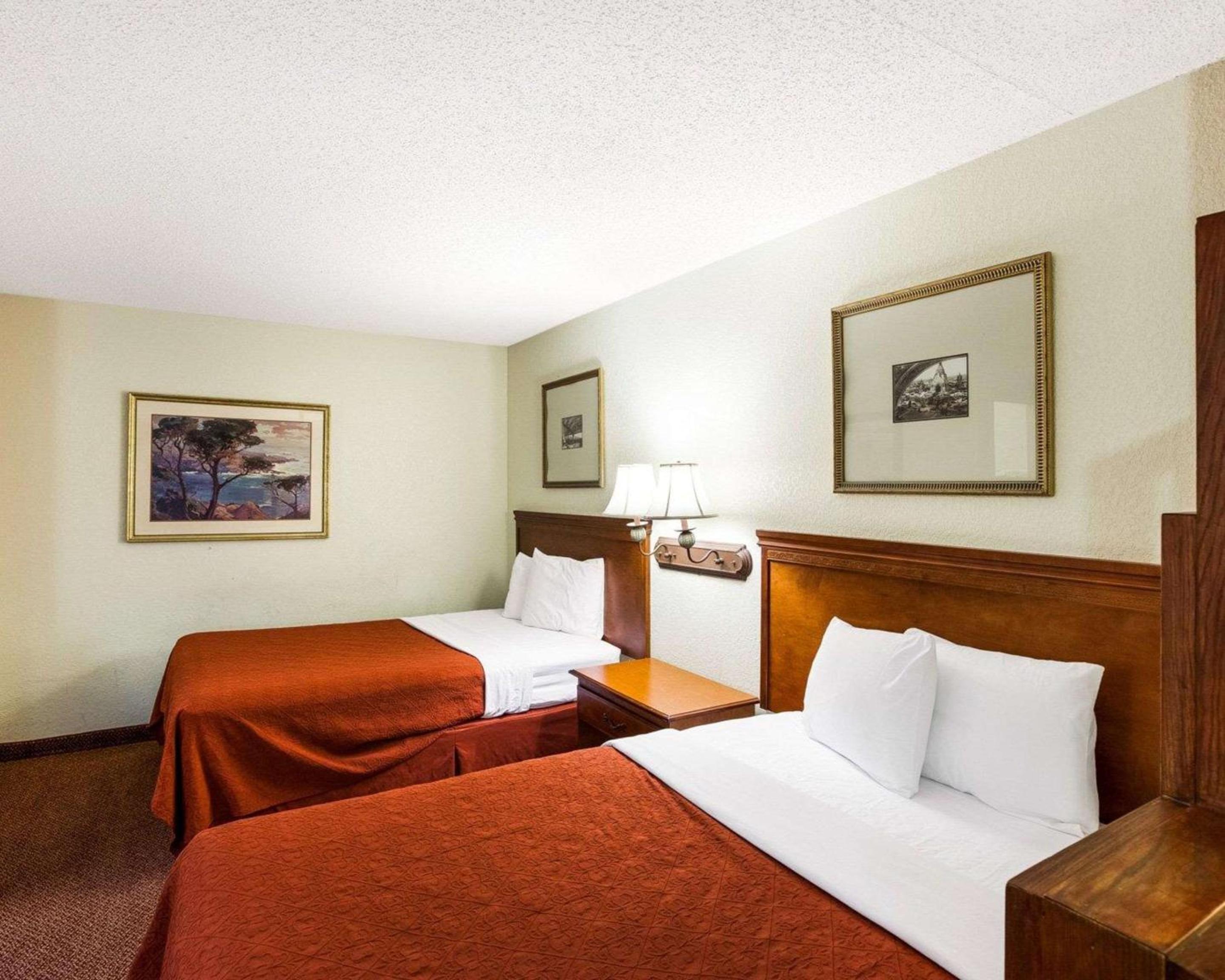Double Suite with Two Double Beds - Non-Smoking