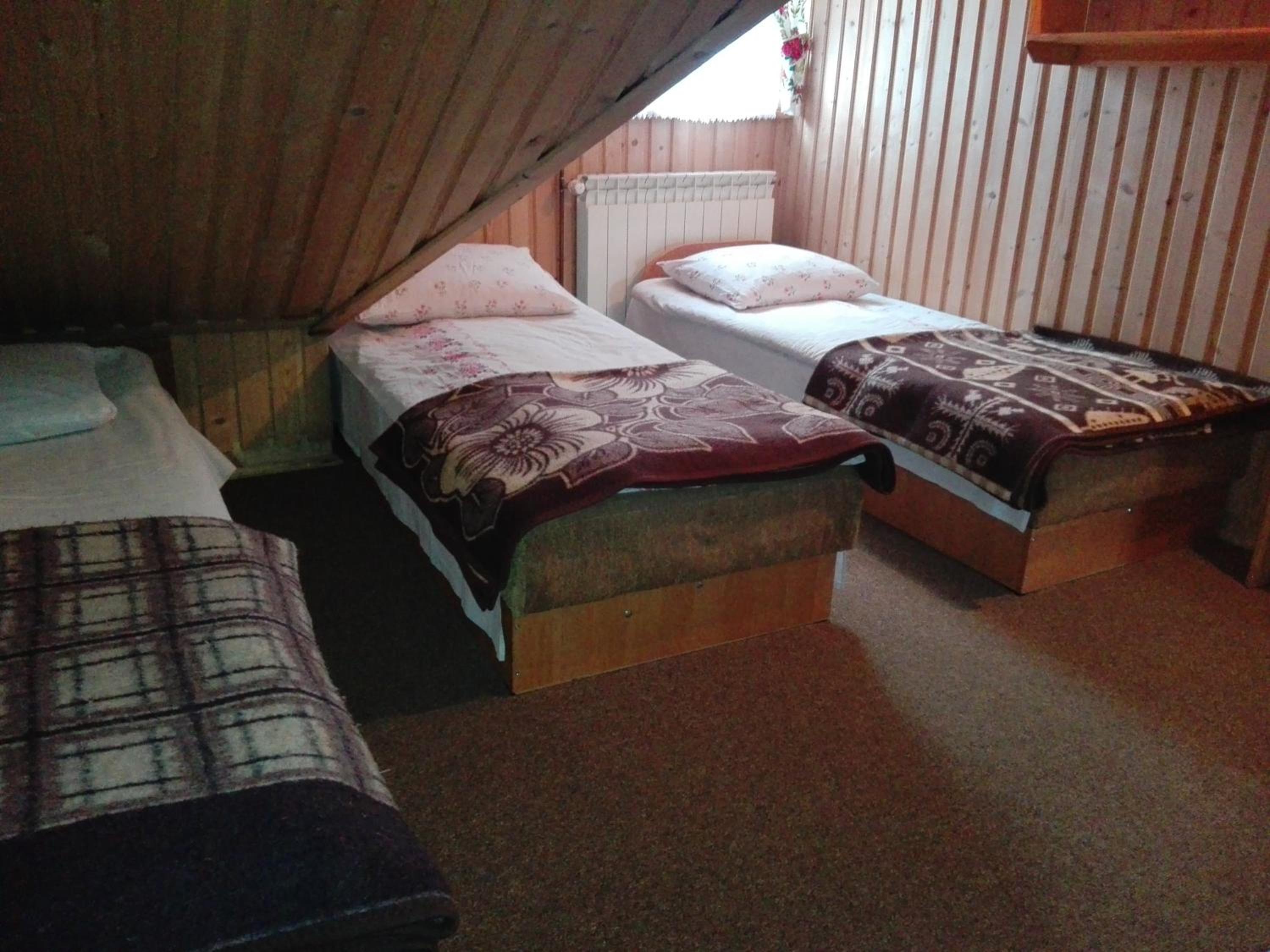Triple Room With Shared Bathroom