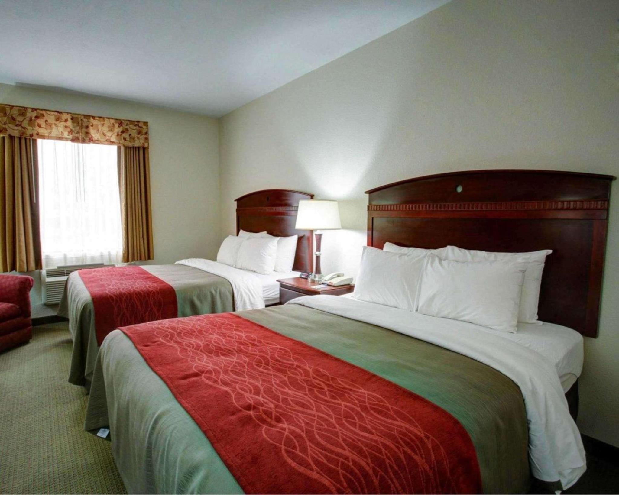 Double Room with Two Double Beds - Non-Smoking - Photo 3