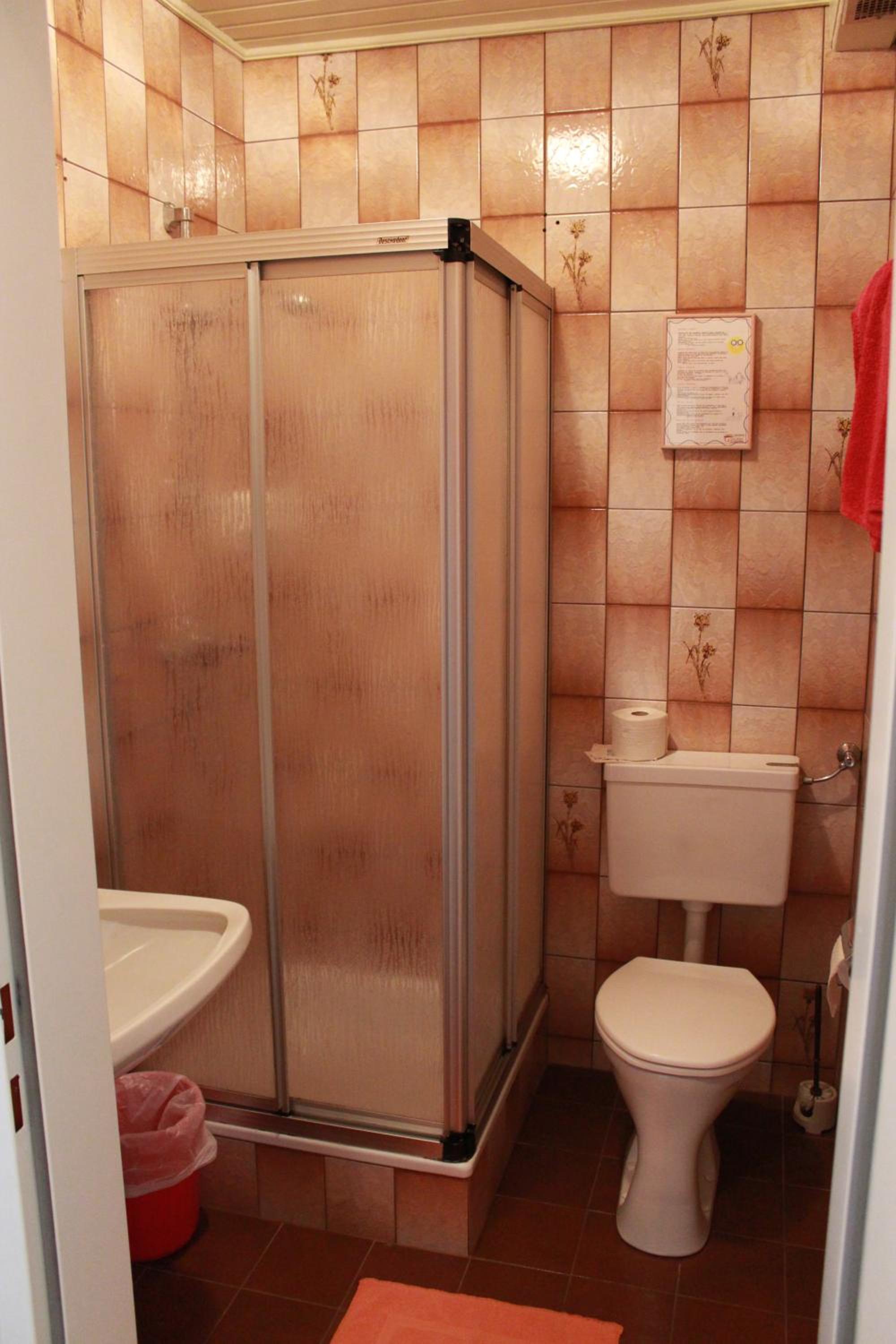 Double or Twin Room - Photo 2