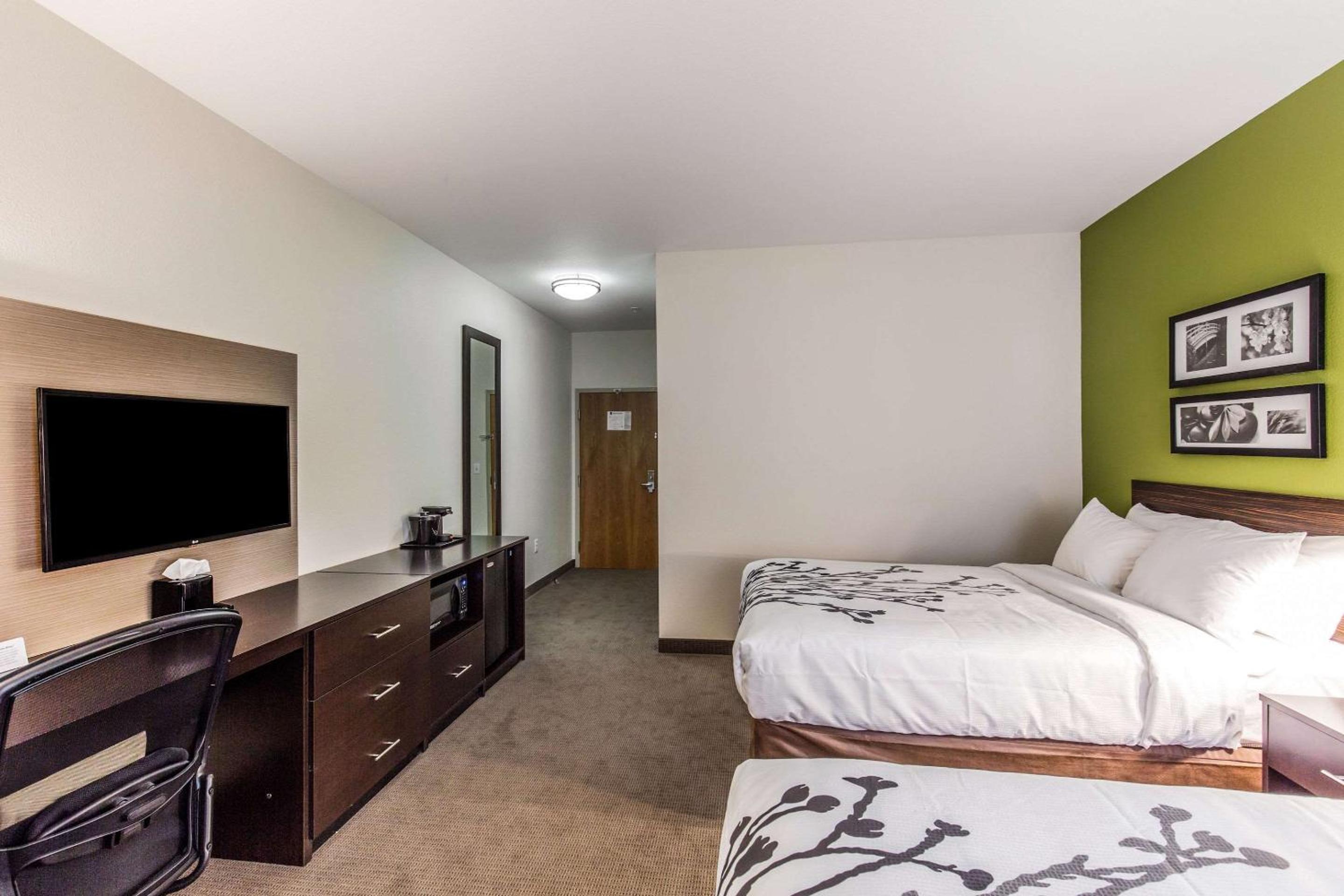 Double Room with Two Double Beds - Non-Smoking photo 1