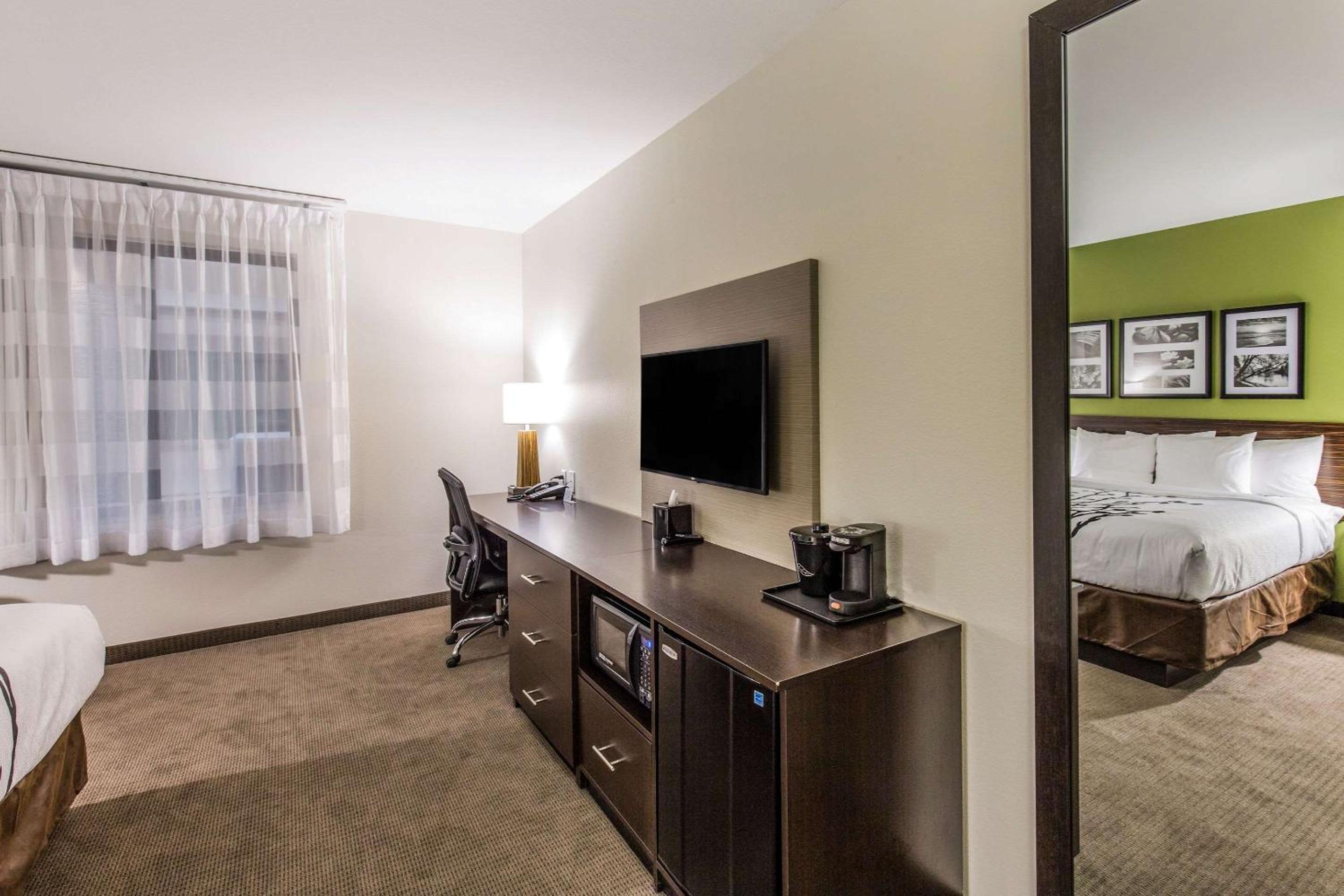 King Room - Disability Access/Non-Smoking photo 3
