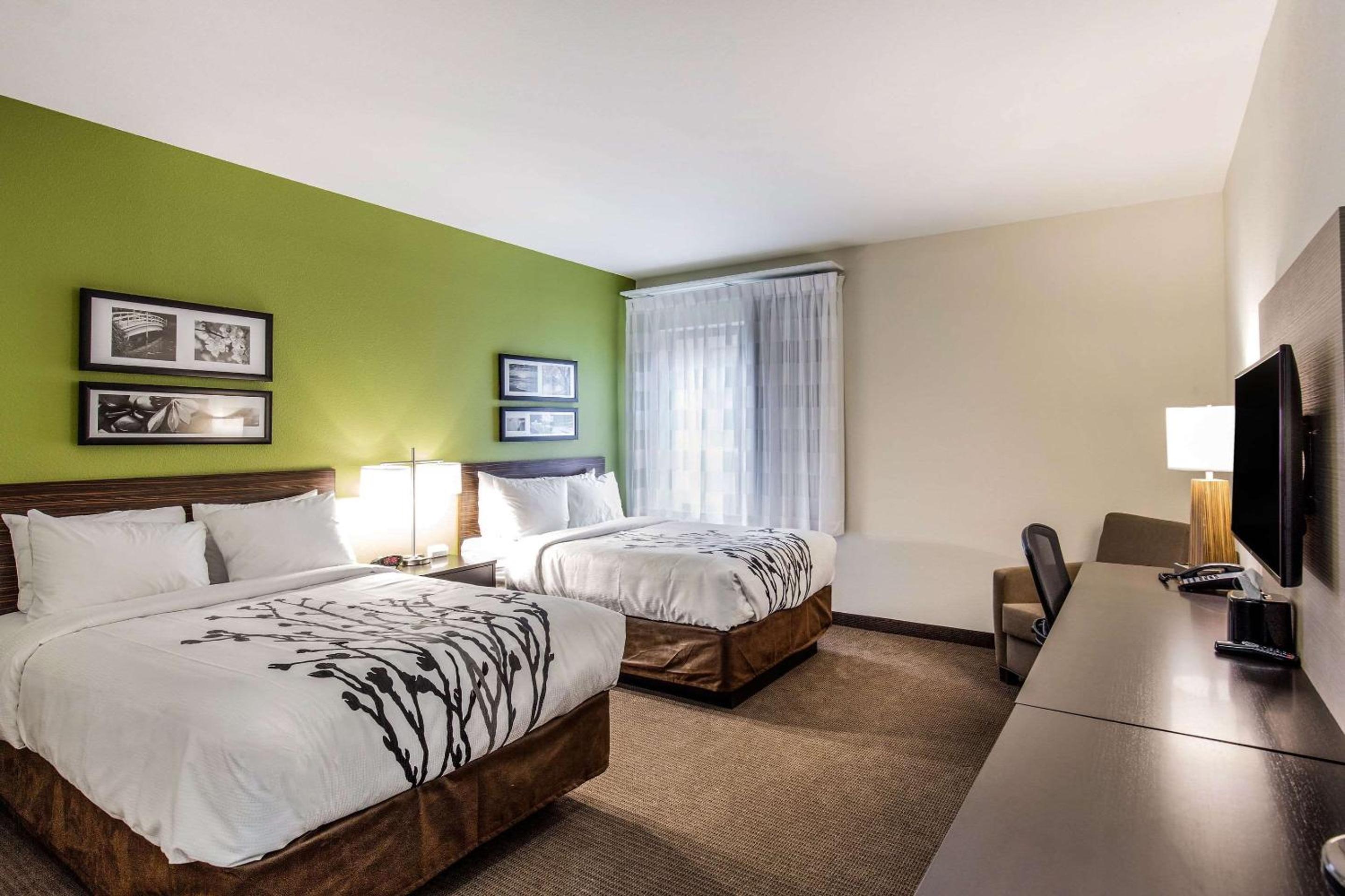 Double Room with Two Double Beds - Non-Smoking photo 2