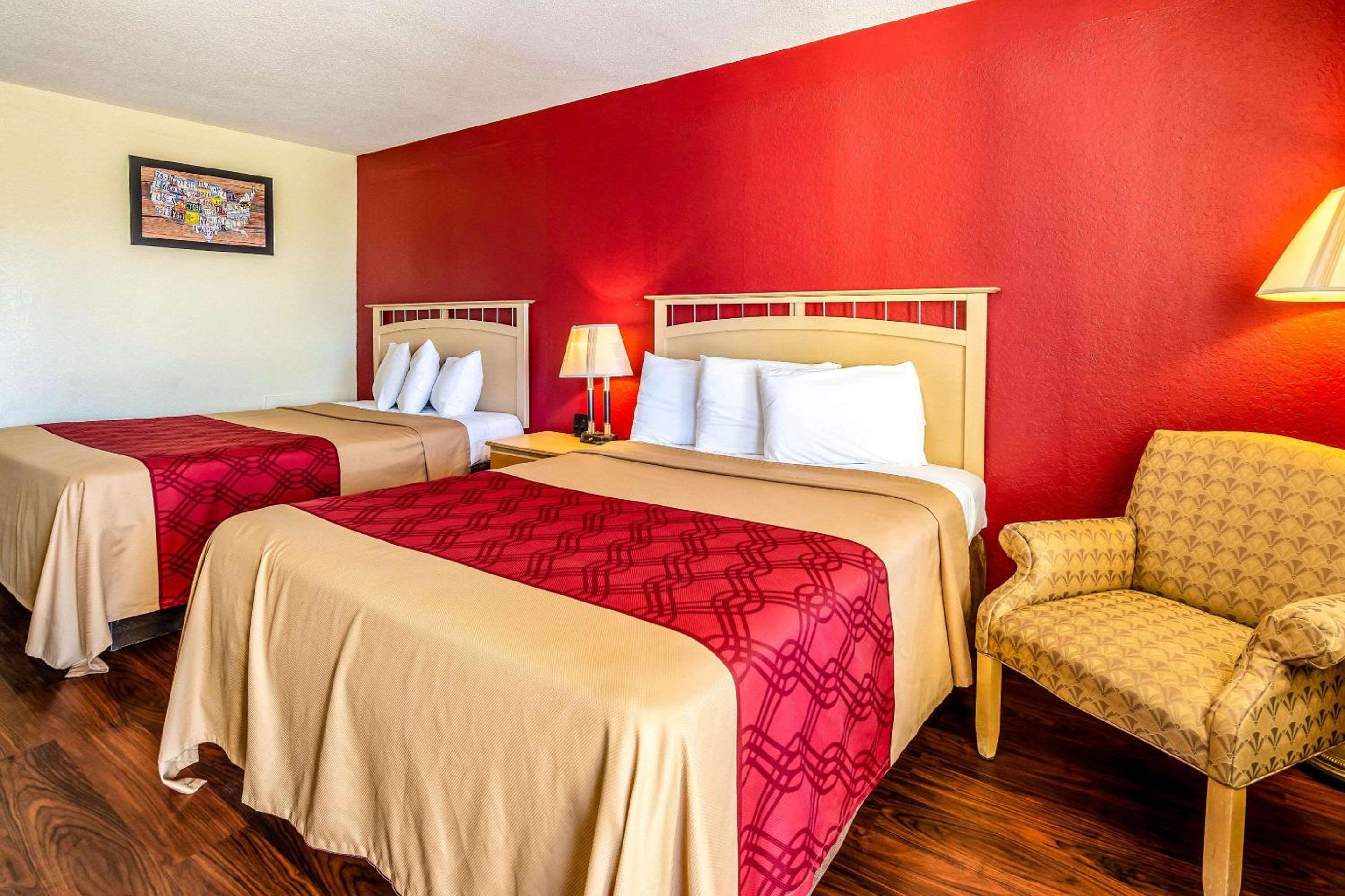 Double Room with Two Double Beds - Smoking