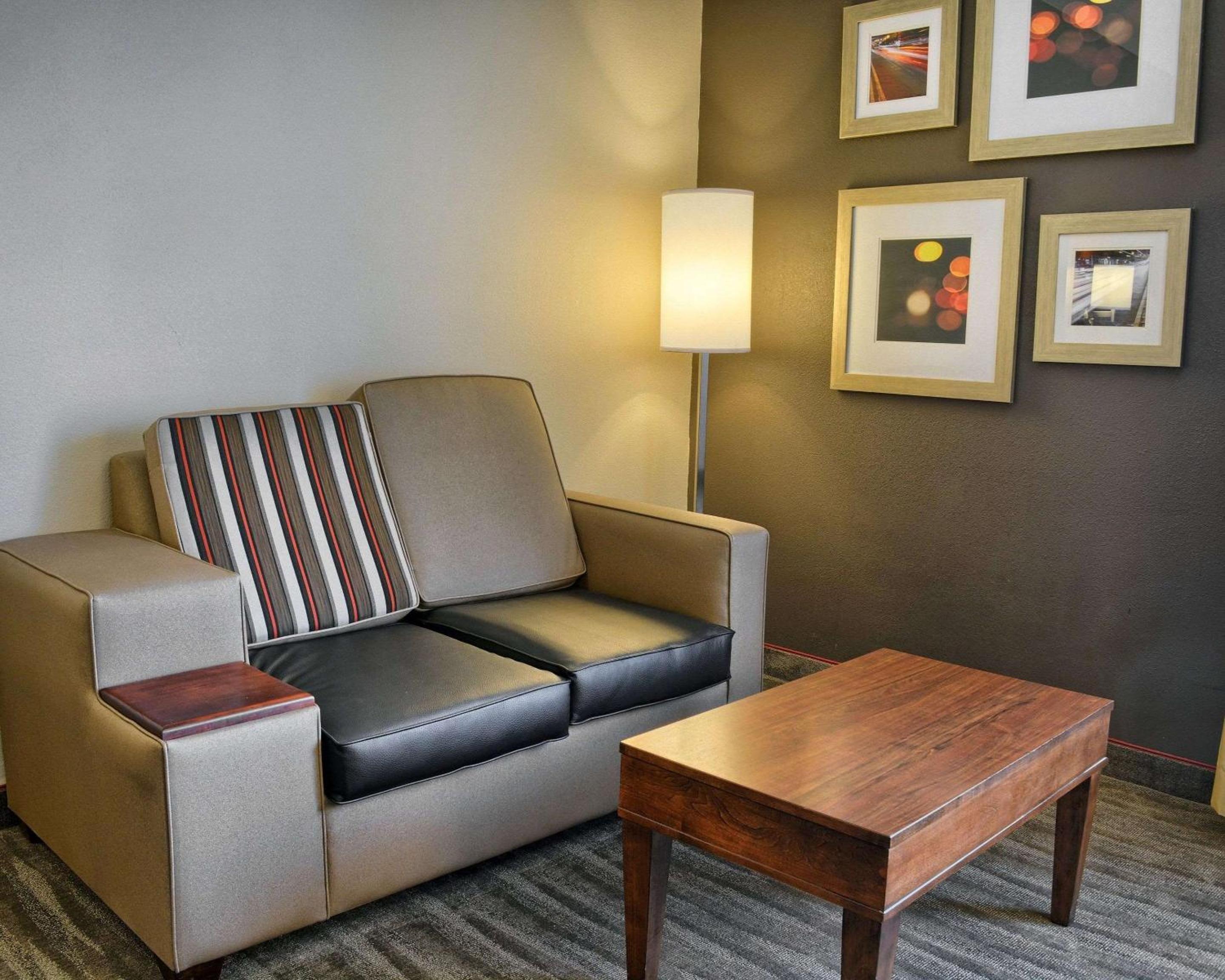 King Suite - Disability Access photo 3