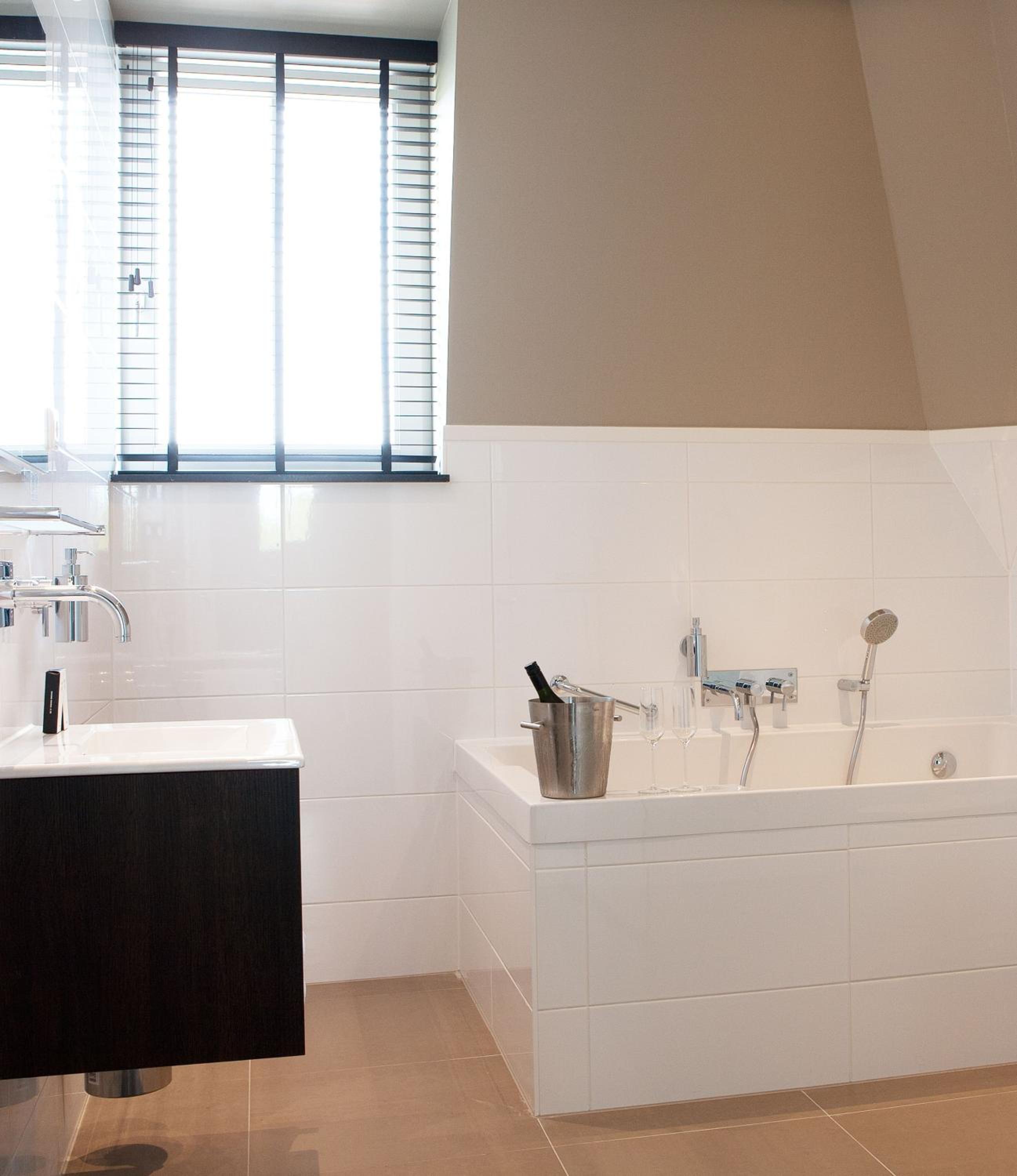 Suite - Photo 4