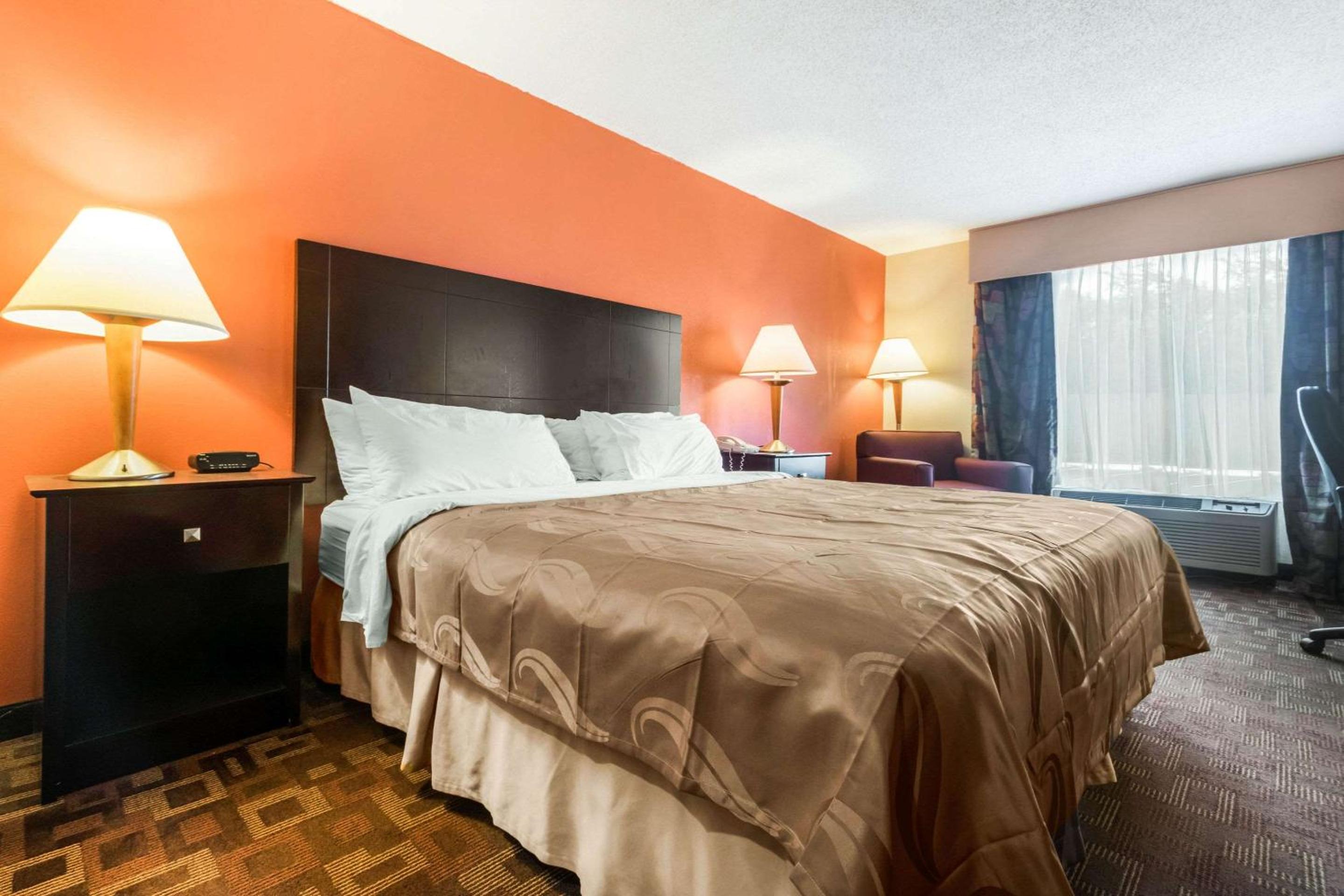 King Suite with Sofa Bed - Photo 2