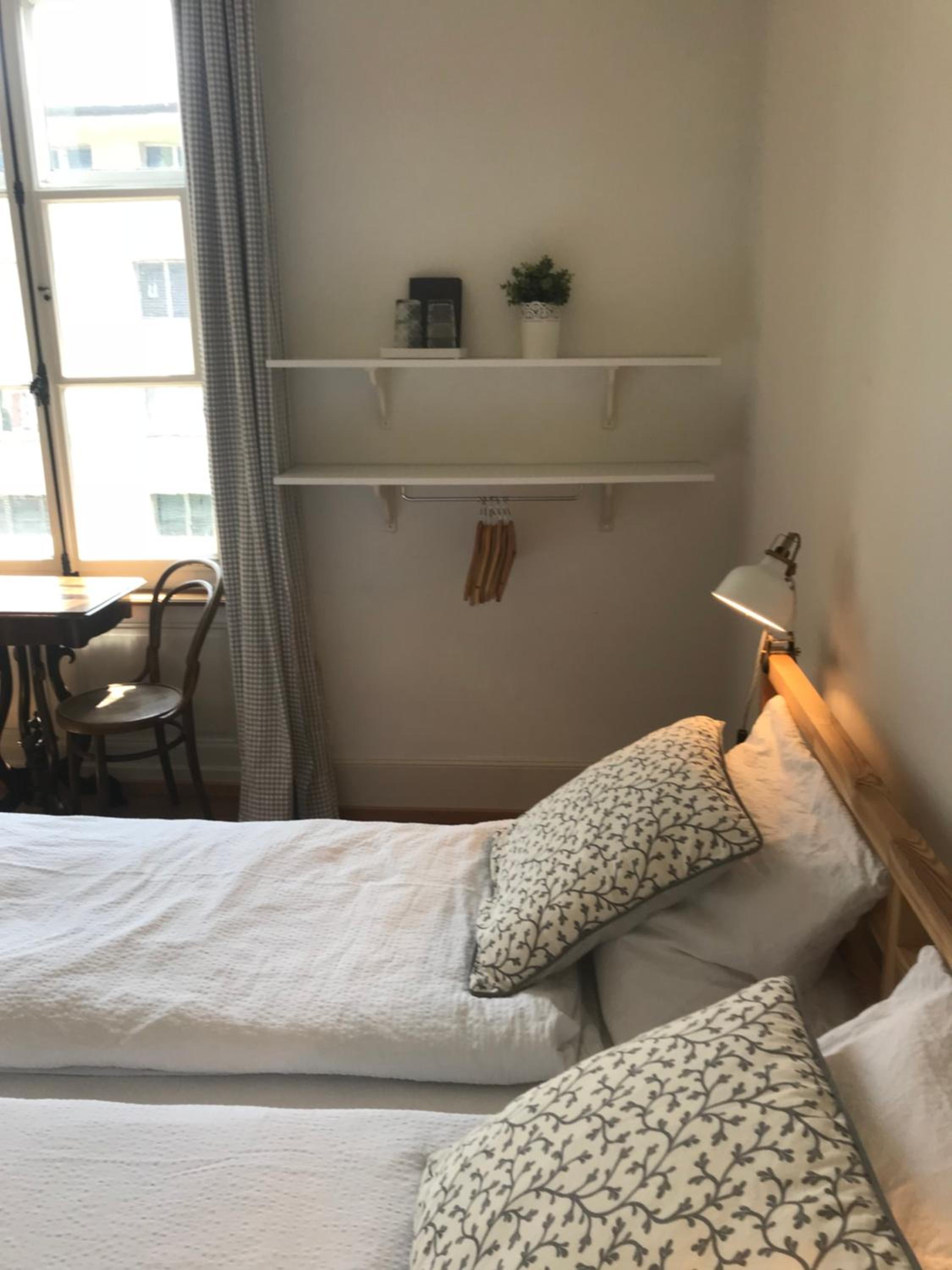 Quadruple Room with Shared Bathroom photo 3