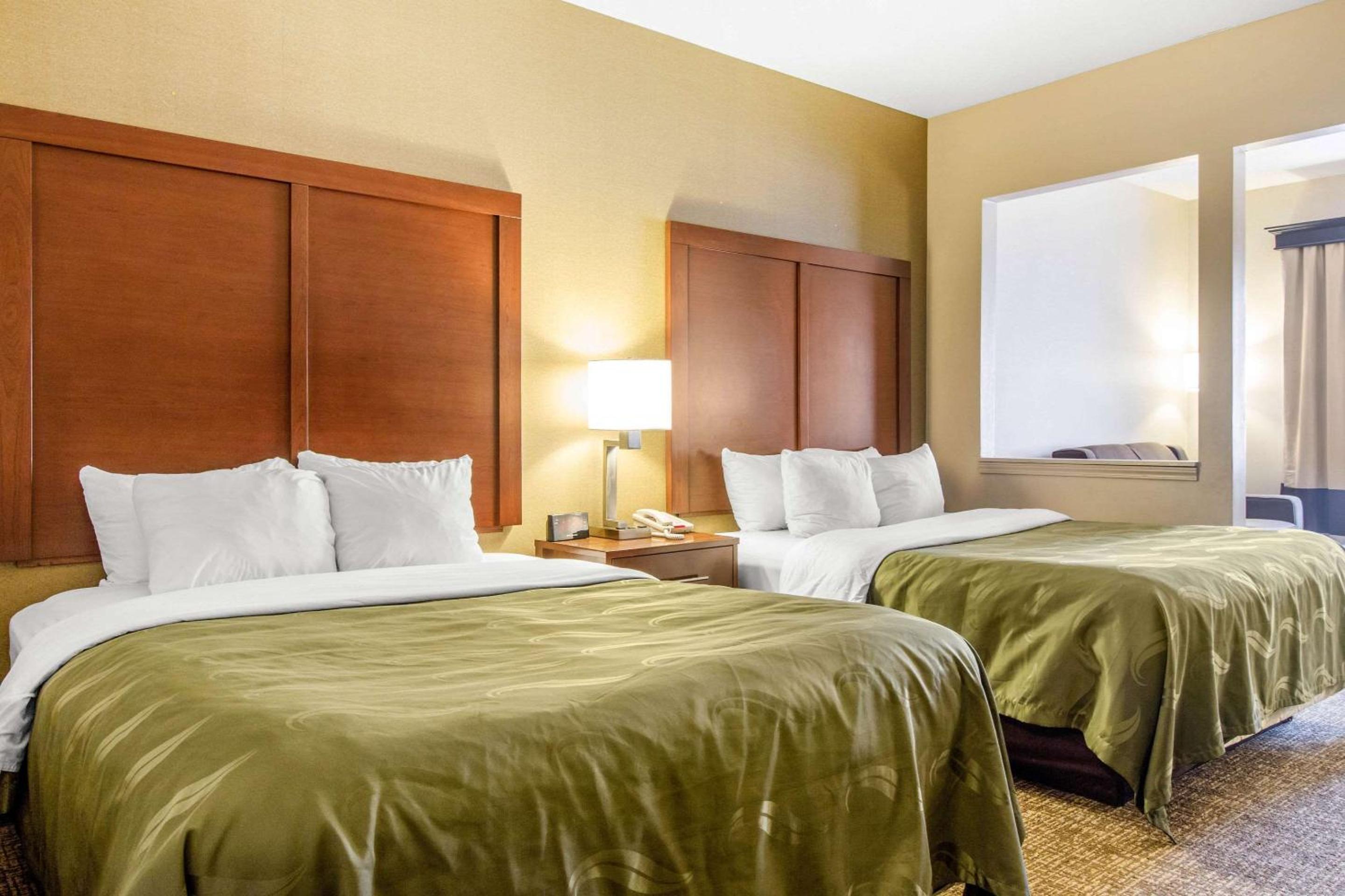 Quality Suites Corbin North
