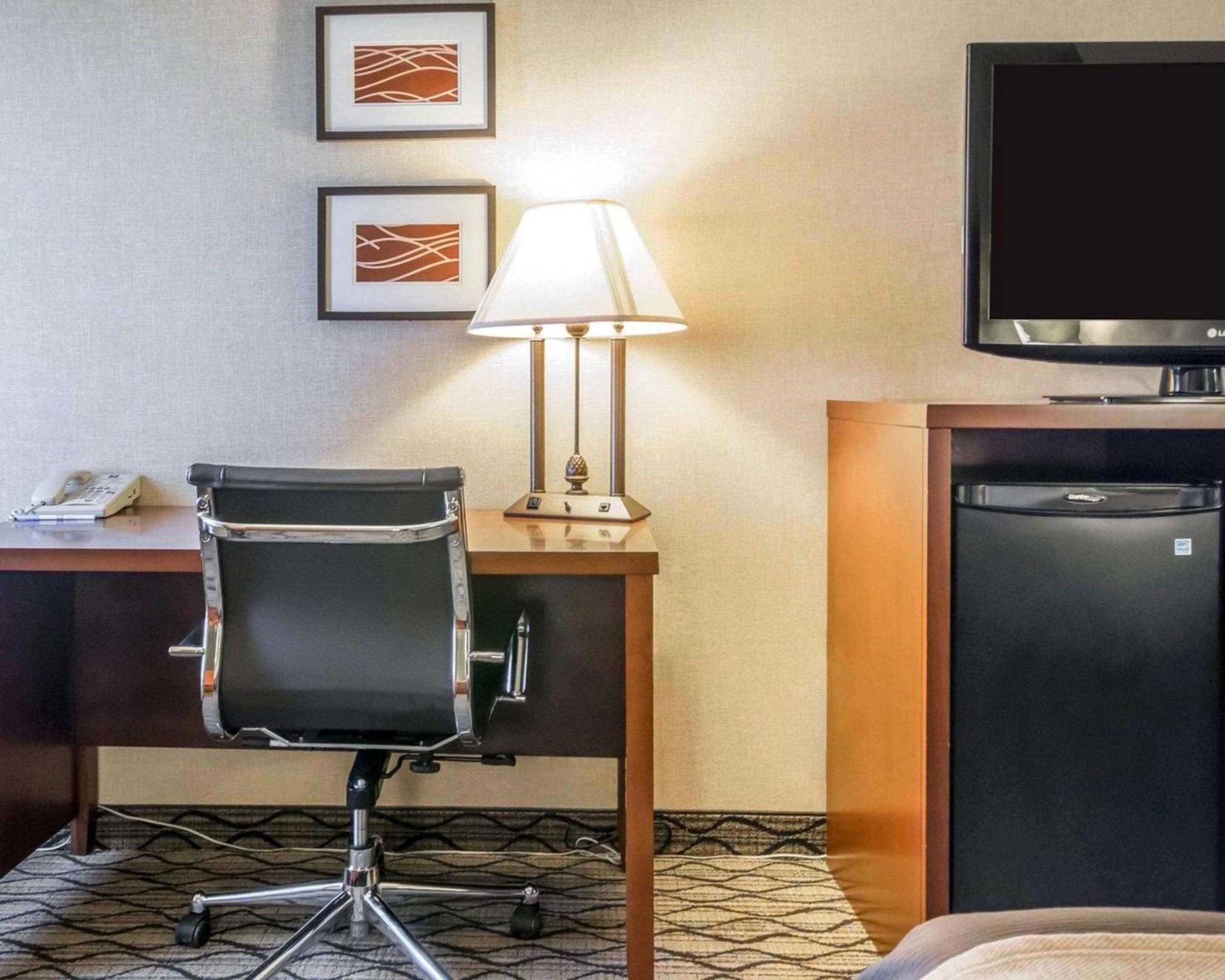 King Room- Disability Access/Non- Smoking - Photo 3