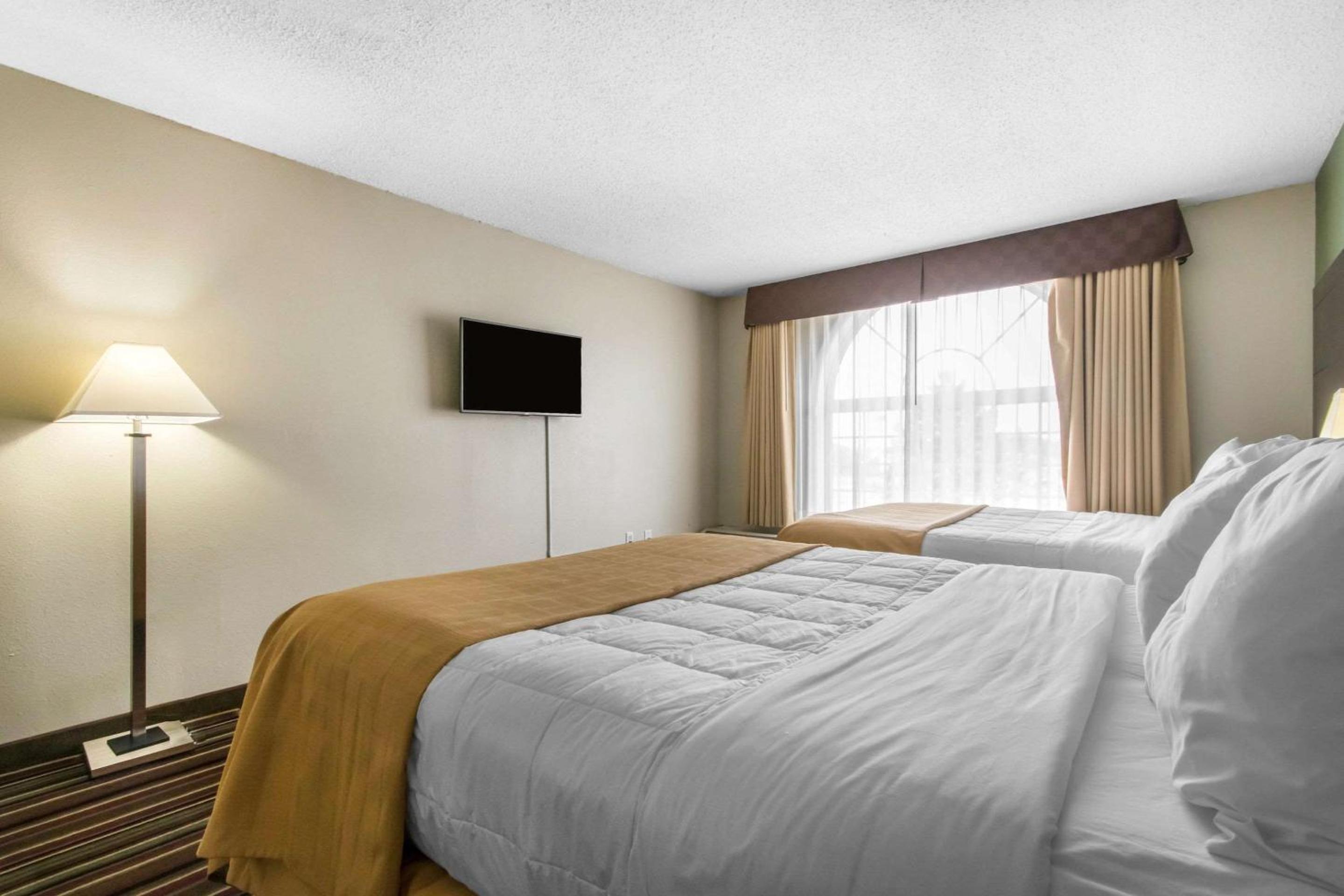Queen Room with Two Queen Beds - Accessible/Non-Smoking  photo 1