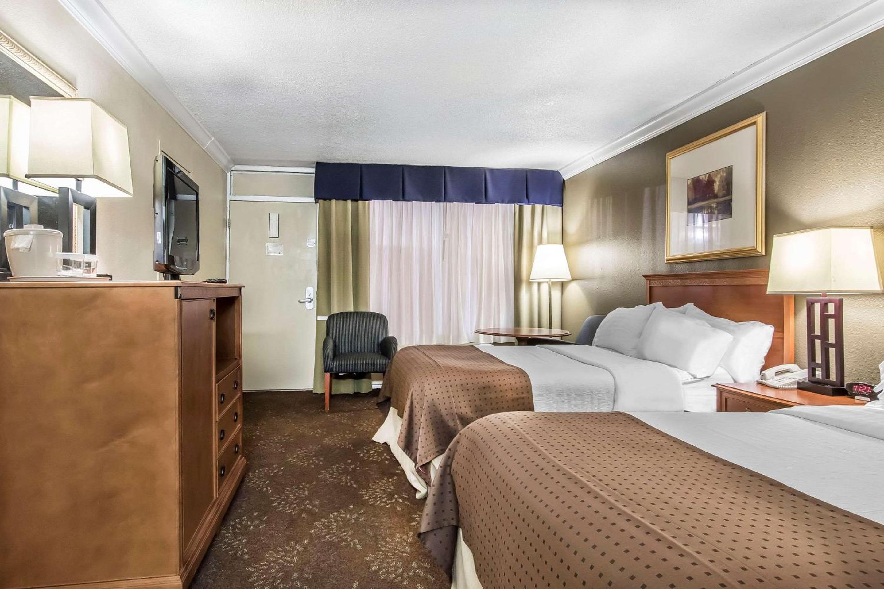 Deluxe Double Room photo 2