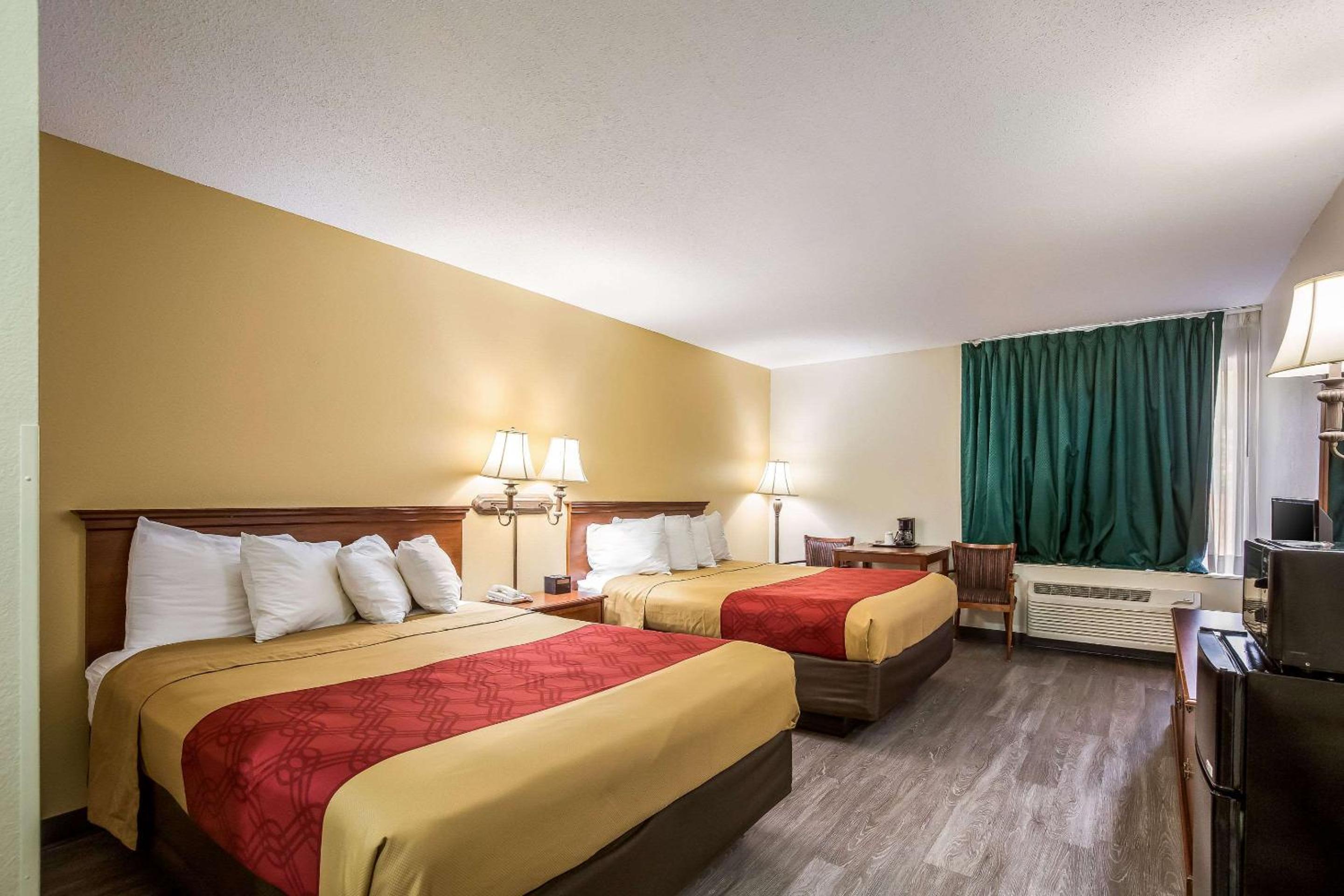 Queen Room with Two Queen Beds - Non-Smoking