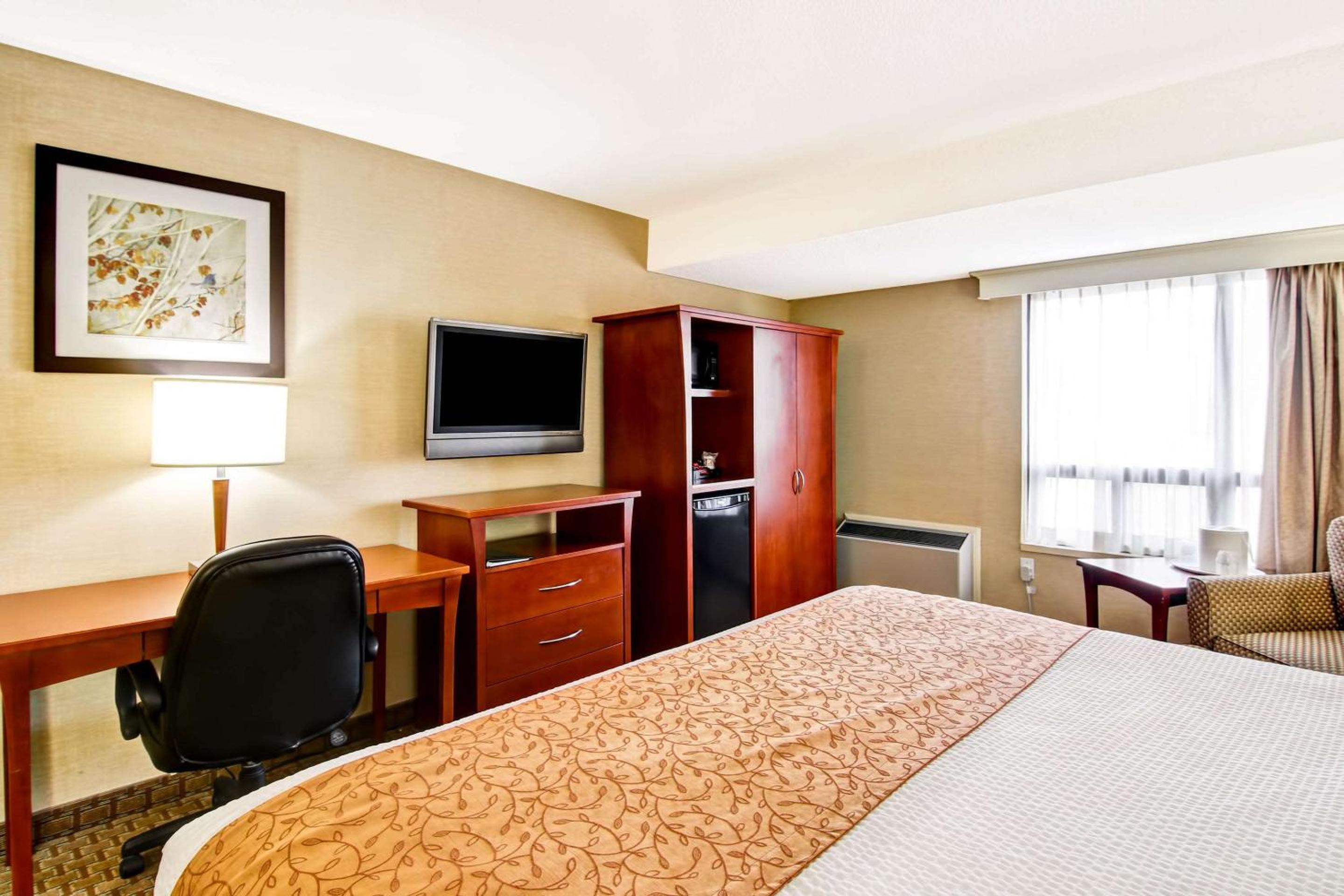Queen Room - Non Smoking - Photo 3