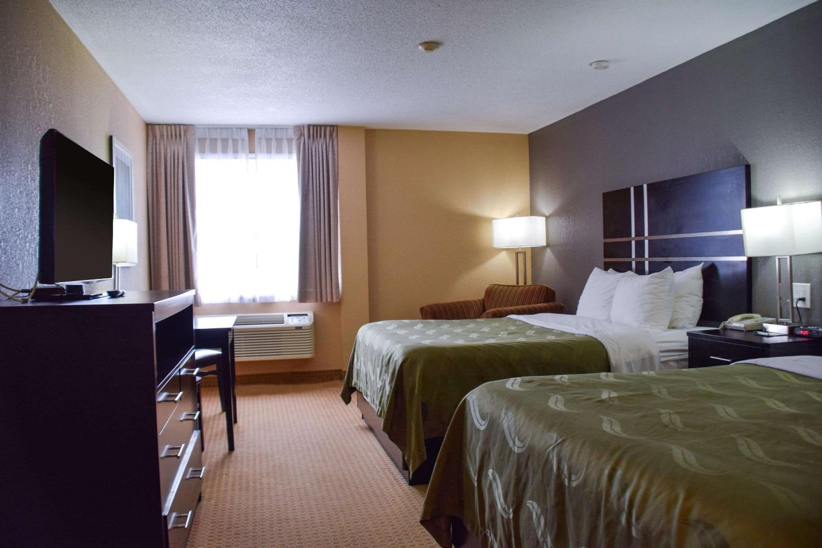Queen Room with Two Queen Beds - Non-Smoking photo 1